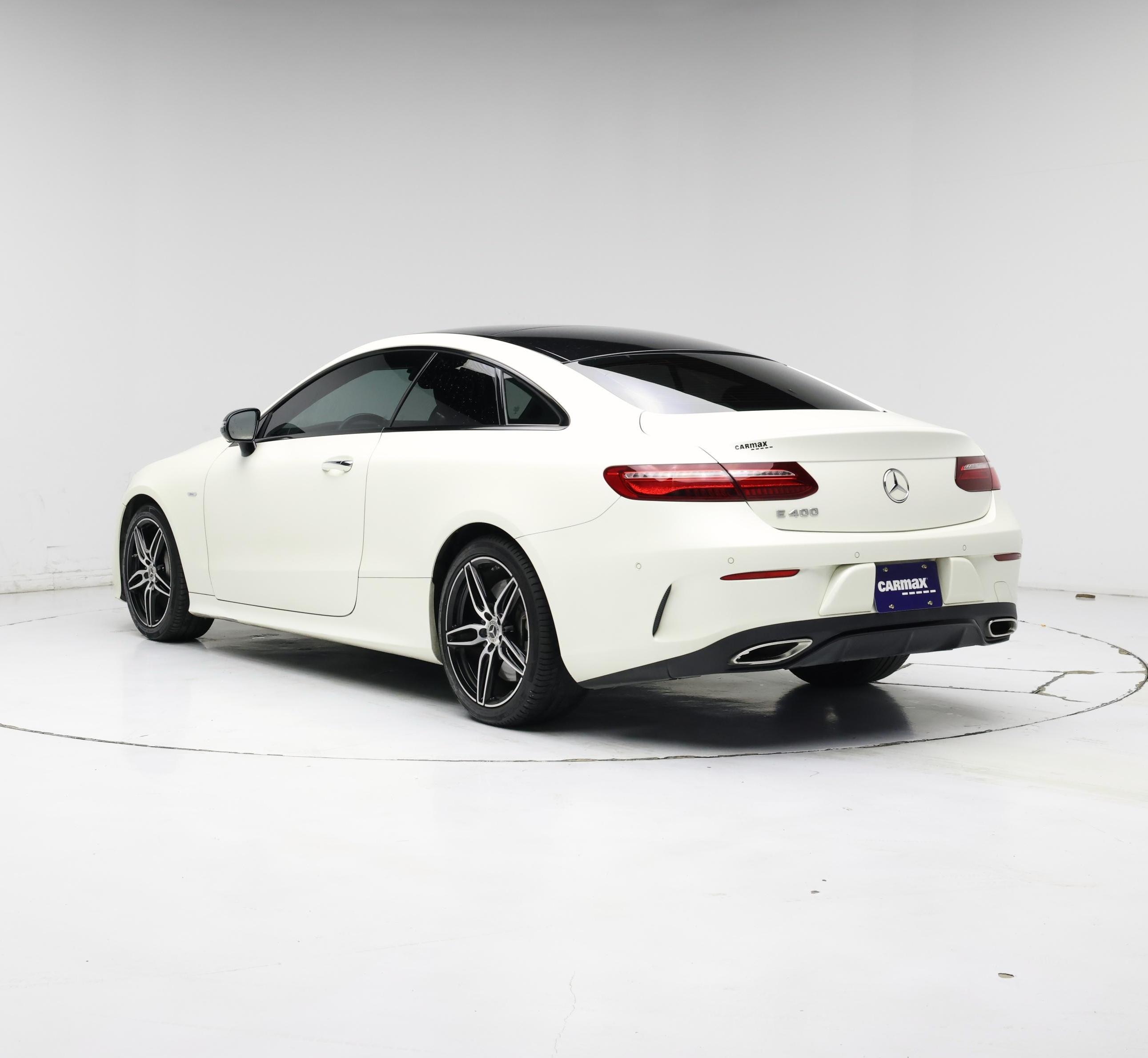 Thumbnail: 2018 Mercedes-Benz E-Class - 2