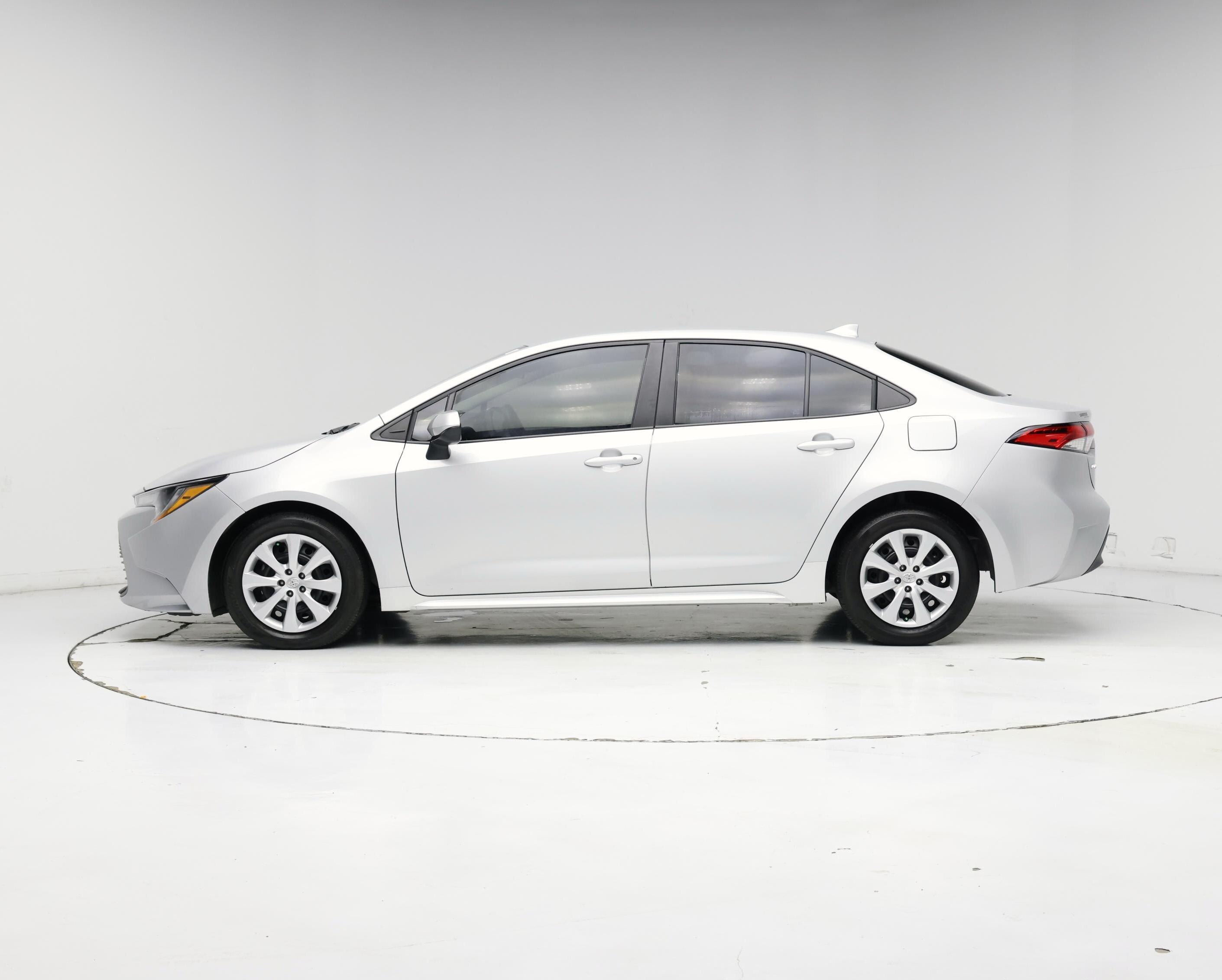 Thumbnail: 2024 Toyota Corolla - 3