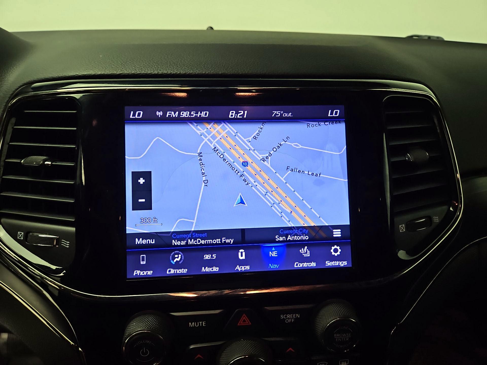 Thumbnail: 2020 Jeep Grand Cherokee - 14