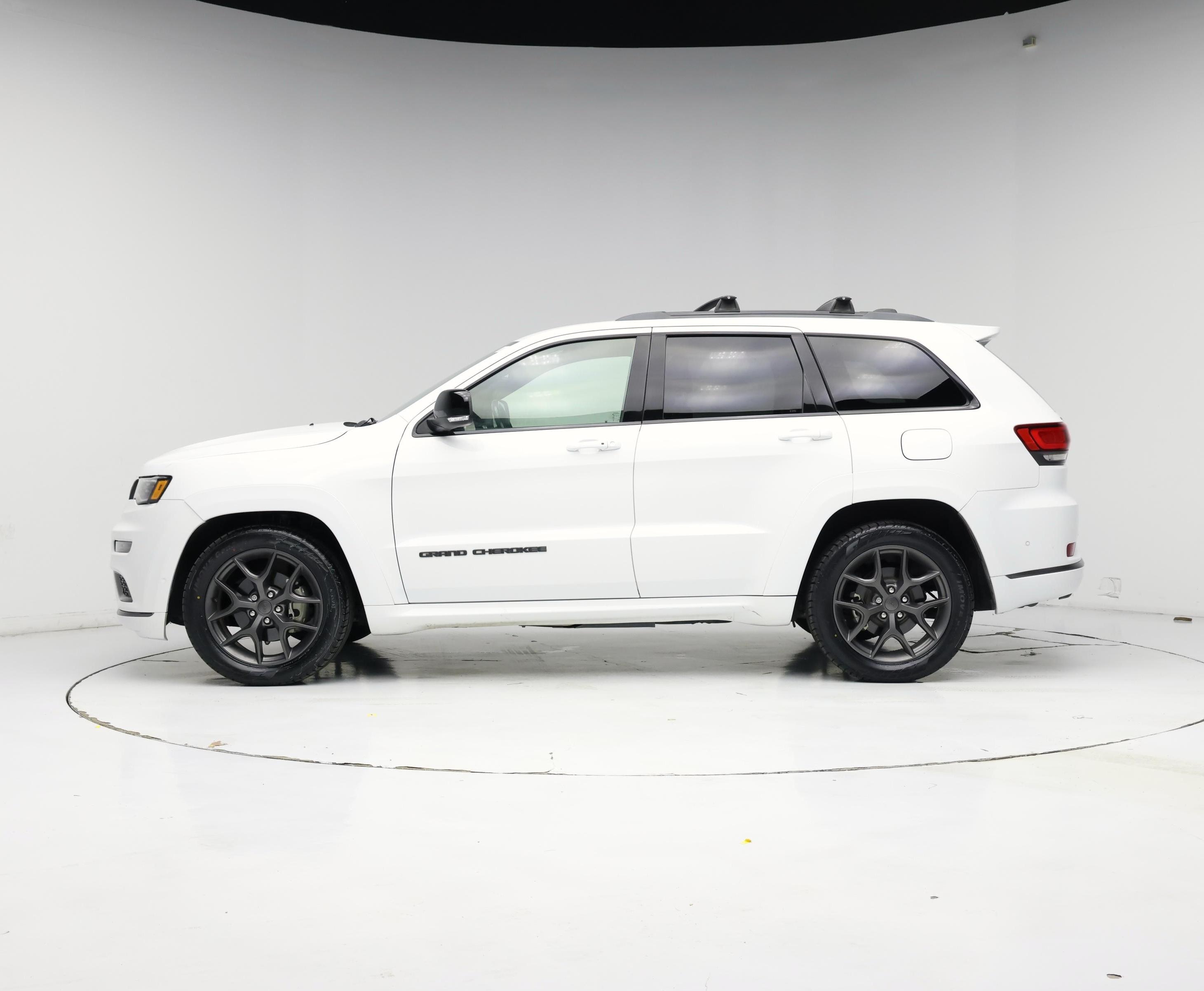 Thumbnail: 2020 Jeep Grand Cherokee - 3