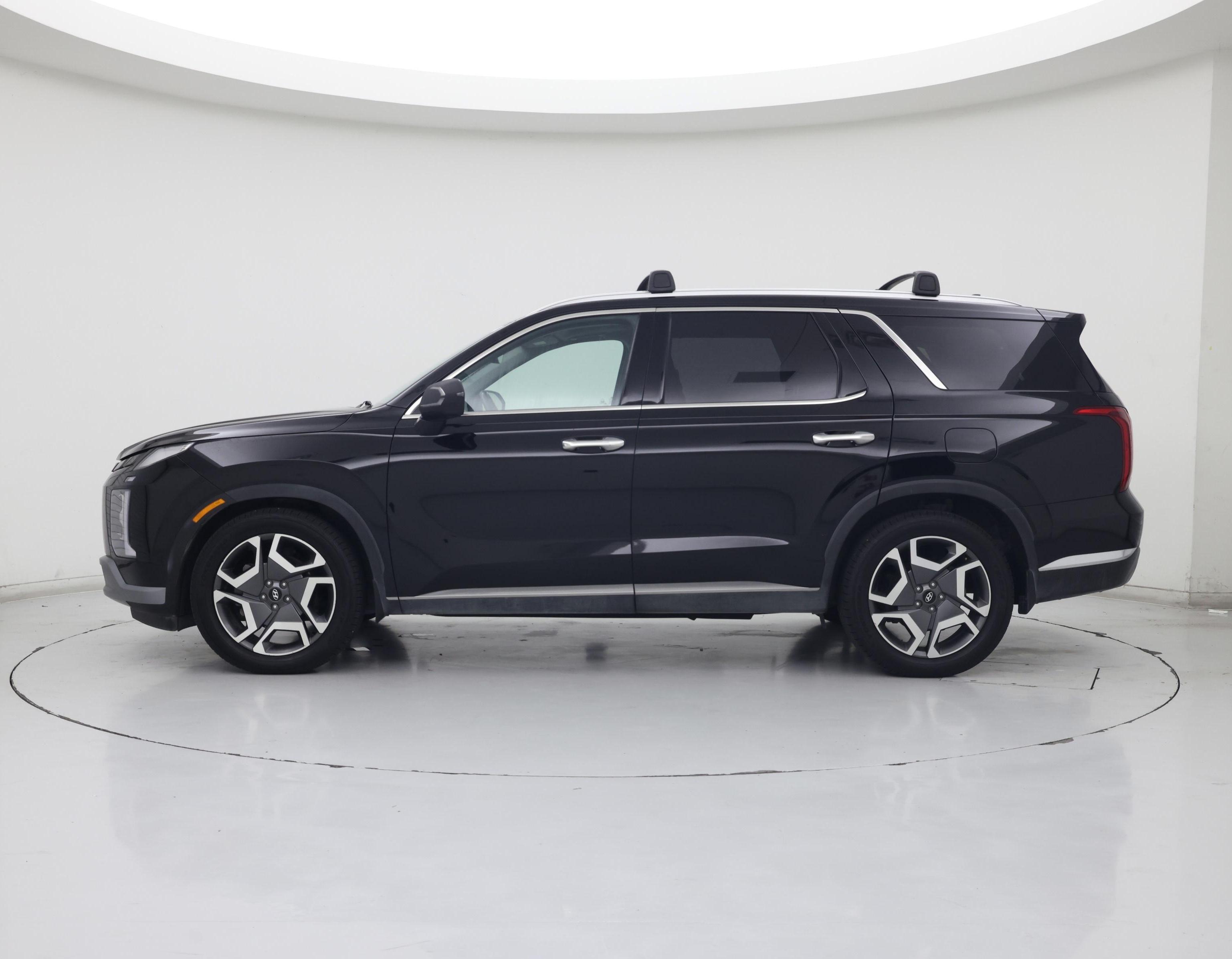 Thumbnail: 2023 Hyundai Palisade - 3
