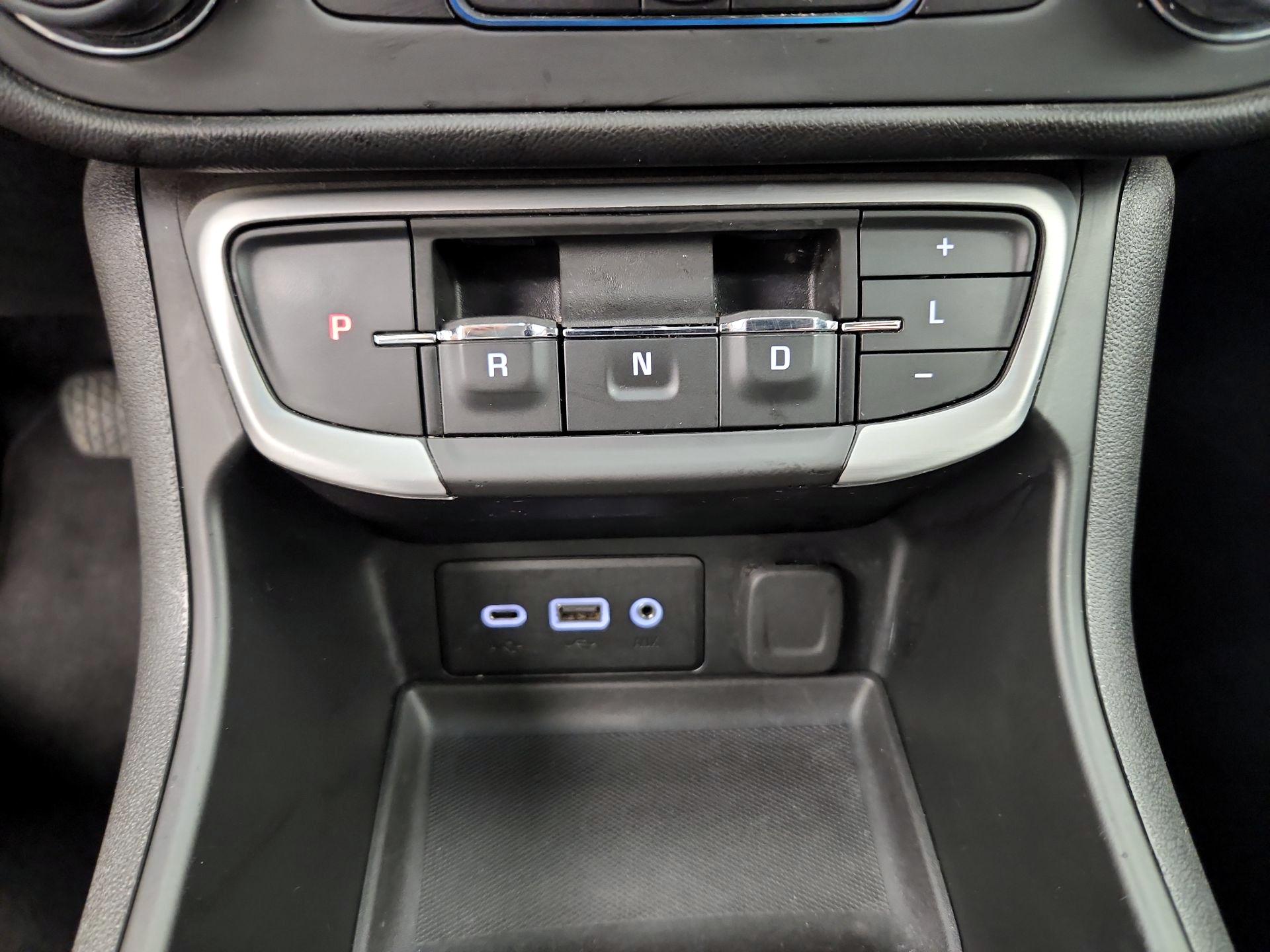 Thumbnail: 2023 GMC Terrain - 17
