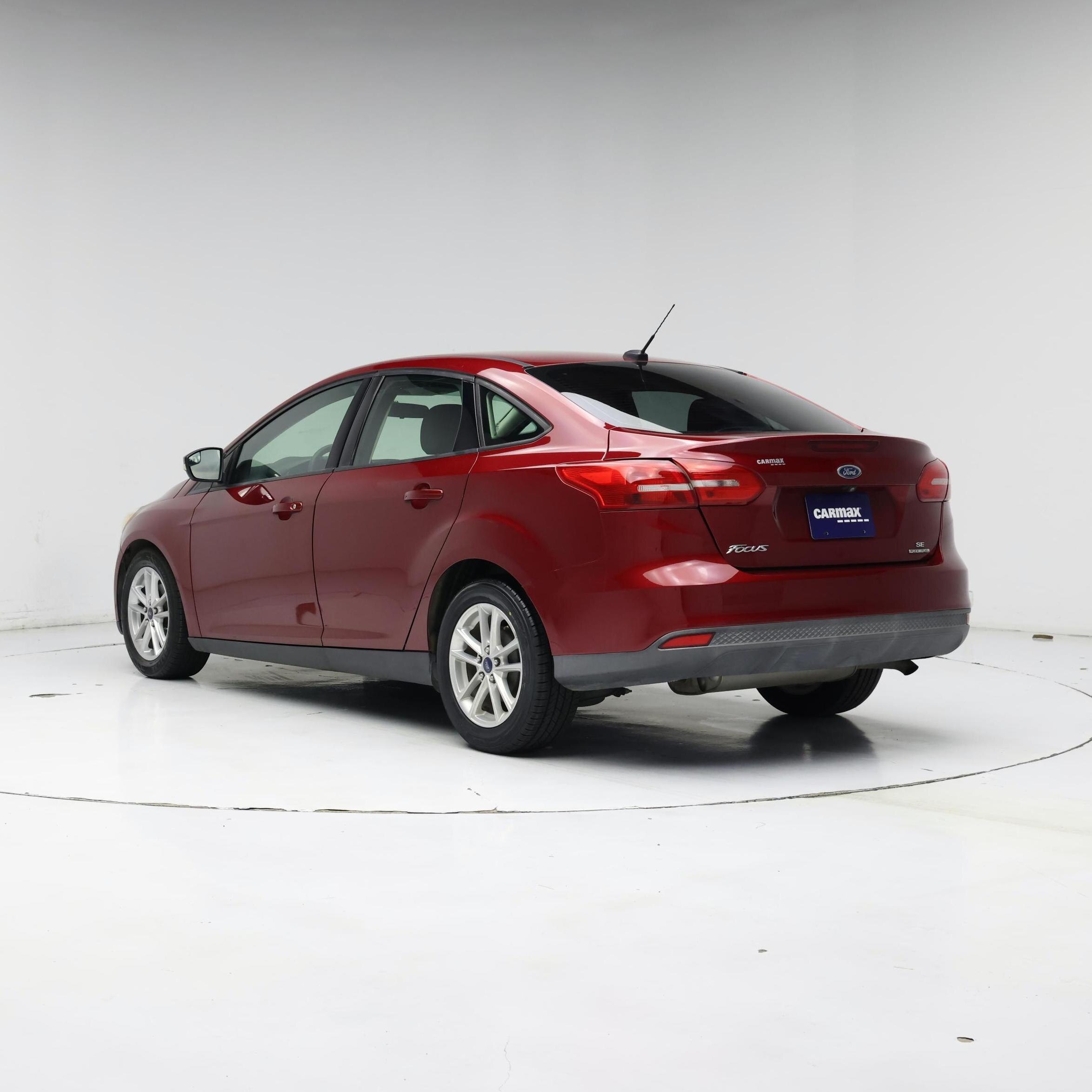 Thumbnail: 2015 Ford Focus - 2