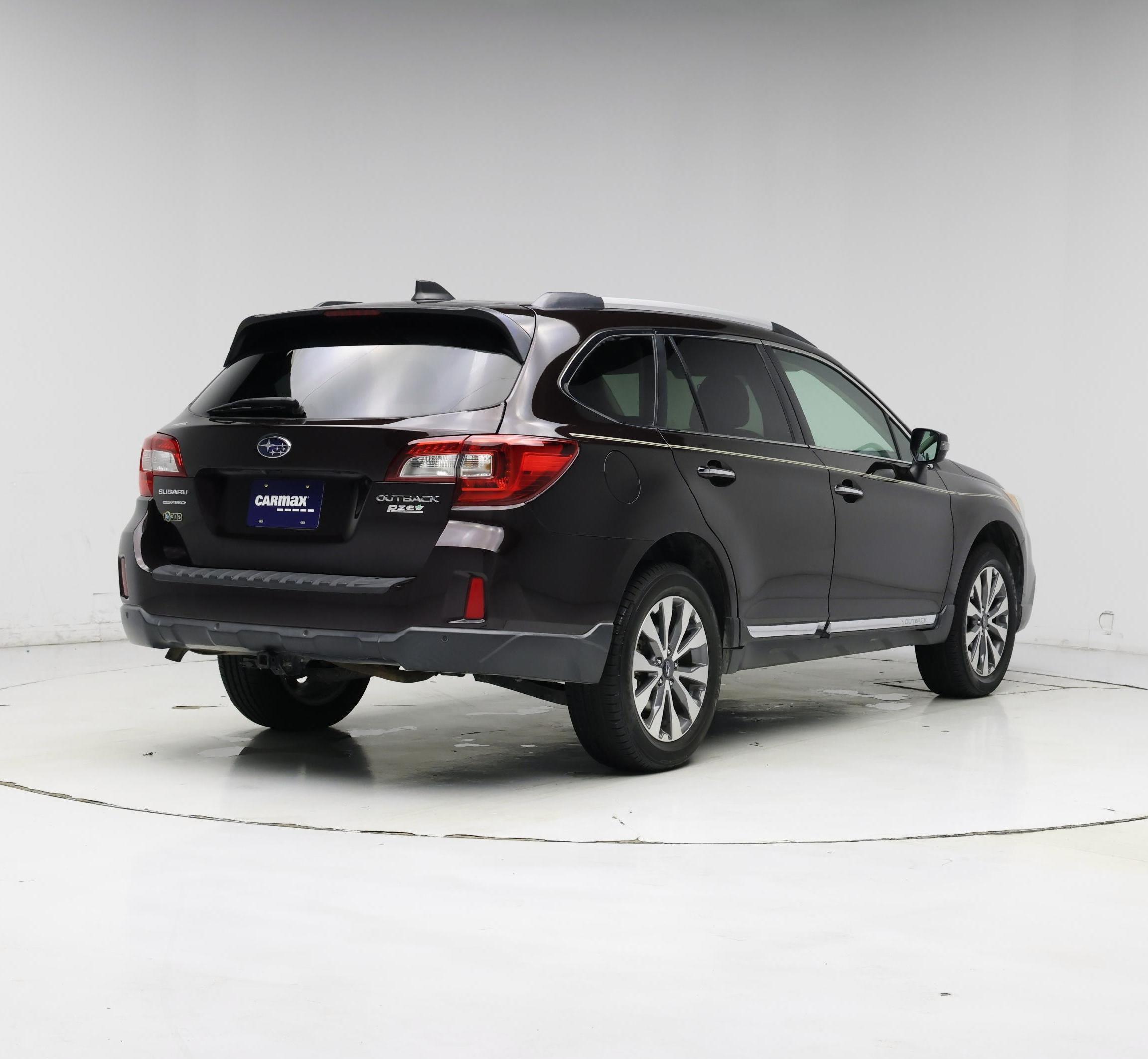 Thumbnail: 2017 Subaru Outback - 8