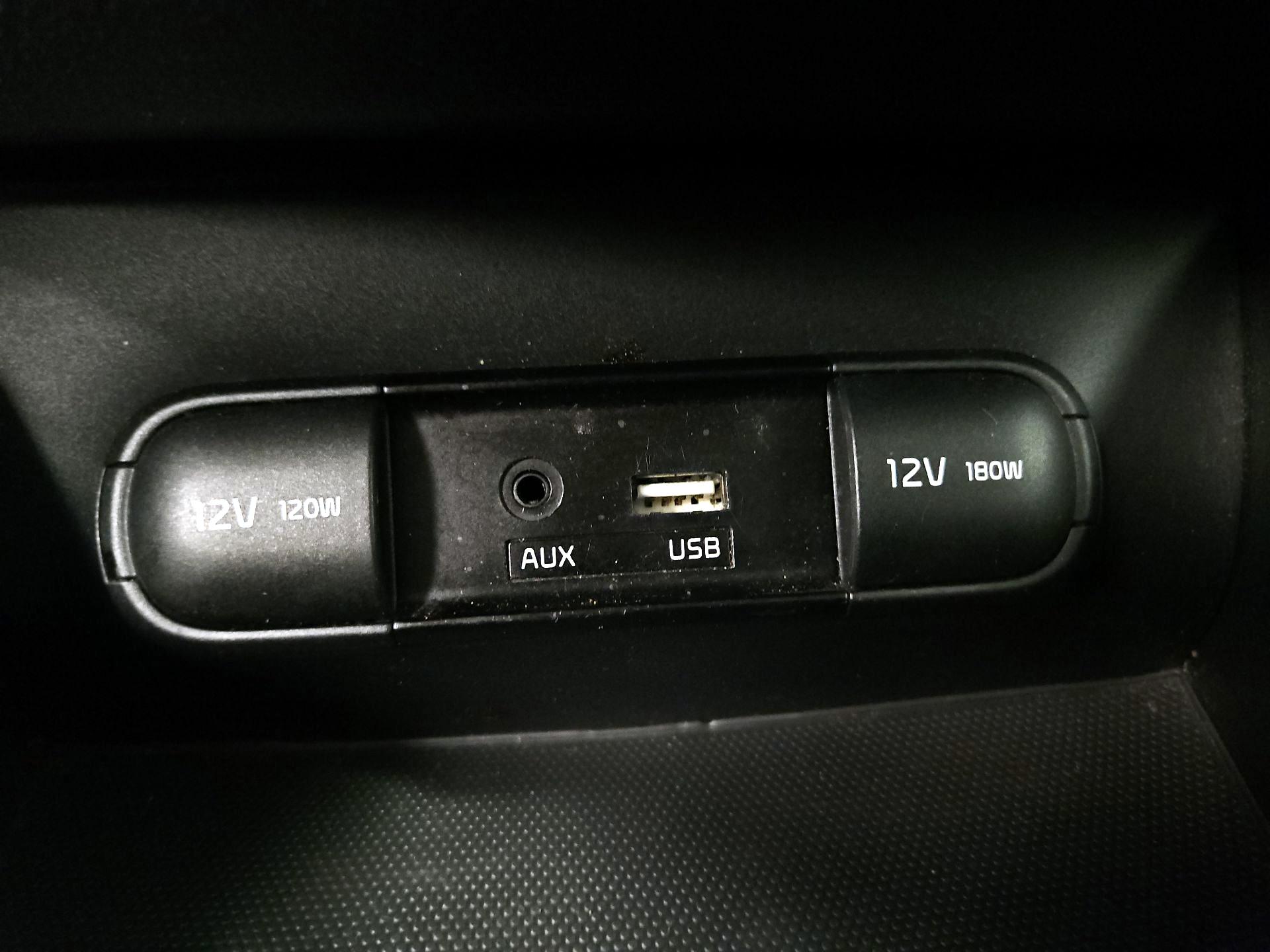 Thumbnail: 2019 Kia Soul - 18
