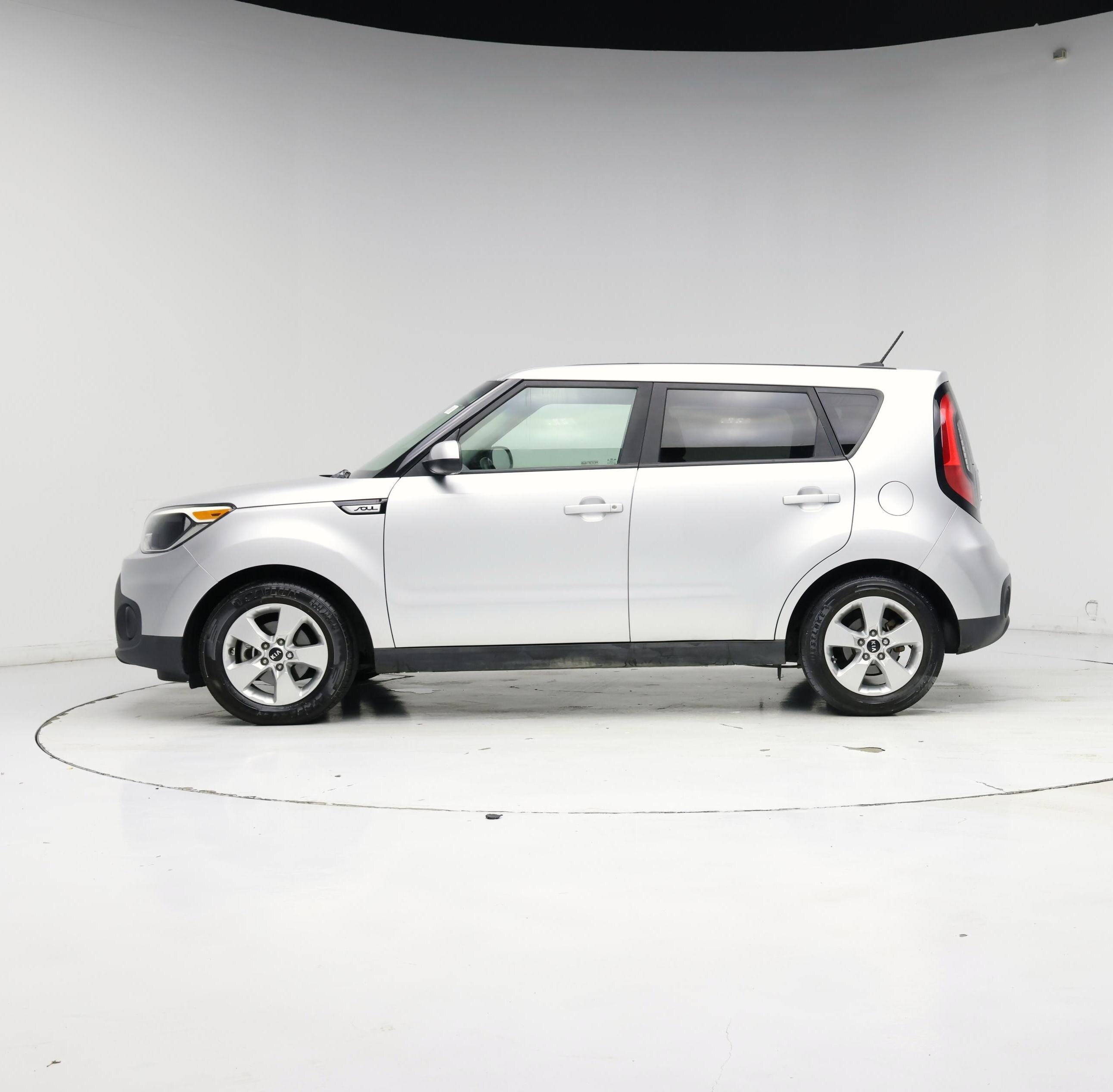 Thumbnail: 2019 Kia Soul - 3