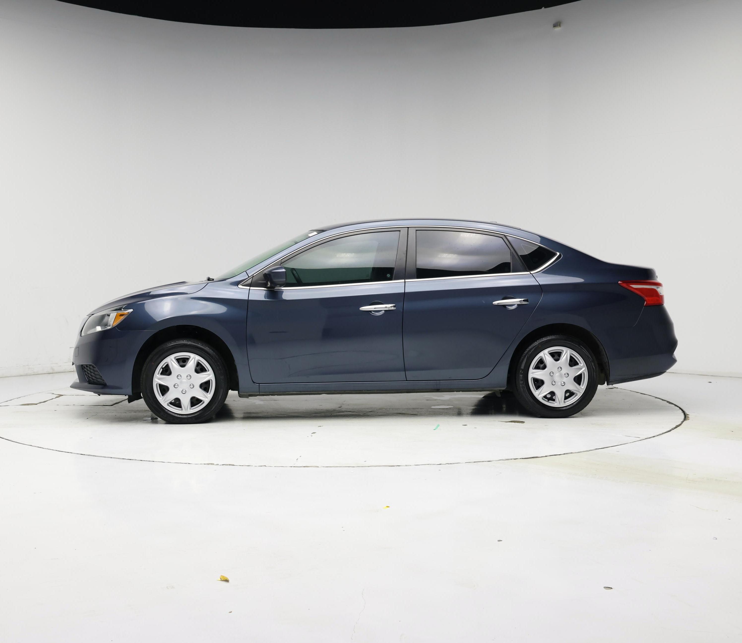 Thumbnail: 2017 Nissan Sentra - 3