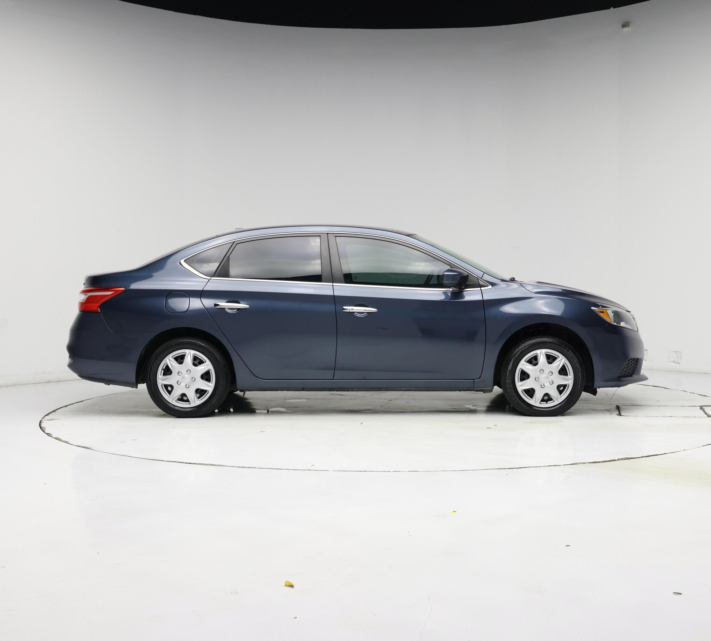 Thumbnail: 2017 Nissan Sentra - 7
