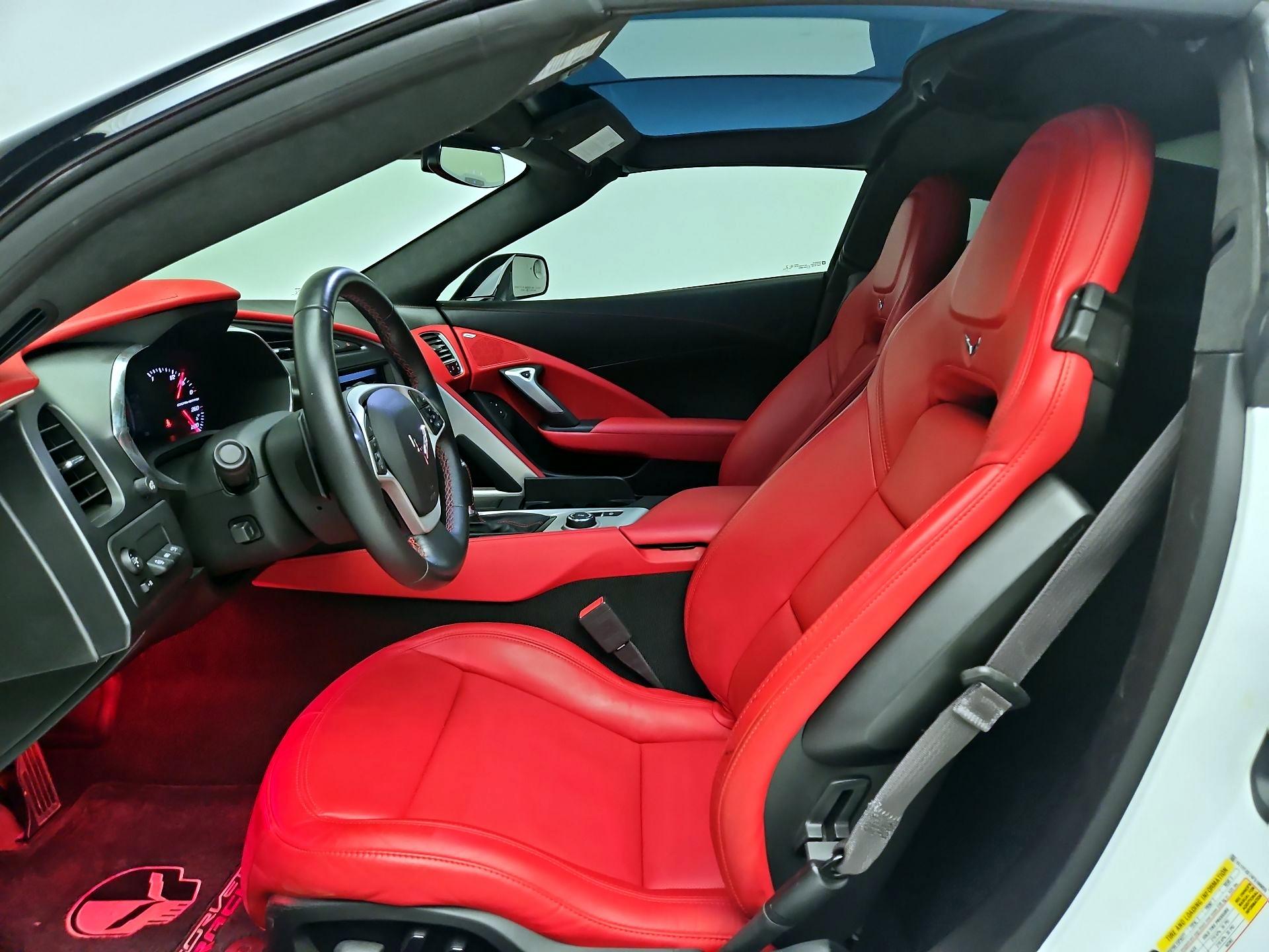 Thumbnail: 2015 Chevrolet Corvette - 11