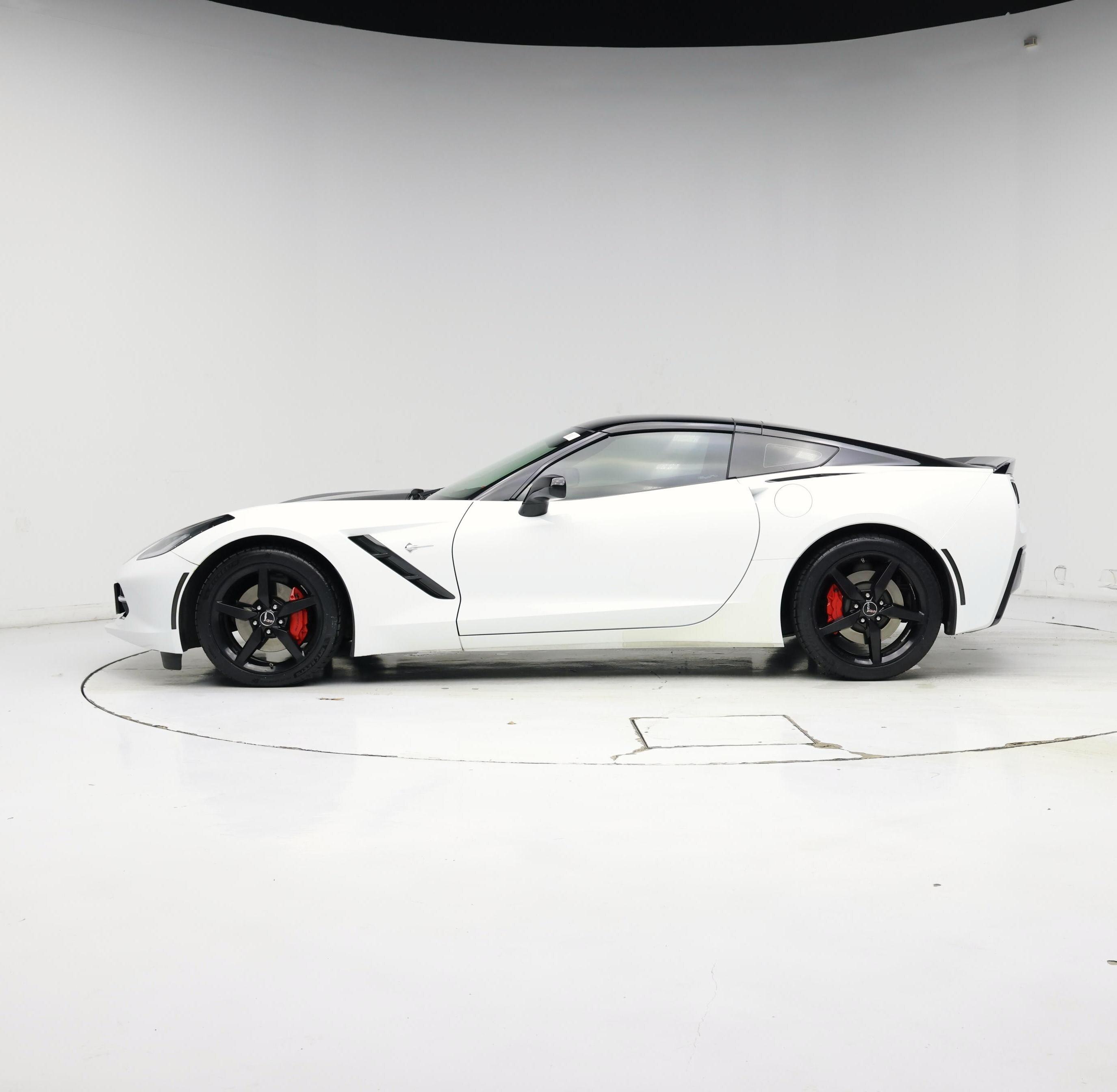 Thumbnail: 2015 Chevrolet Corvette - 3