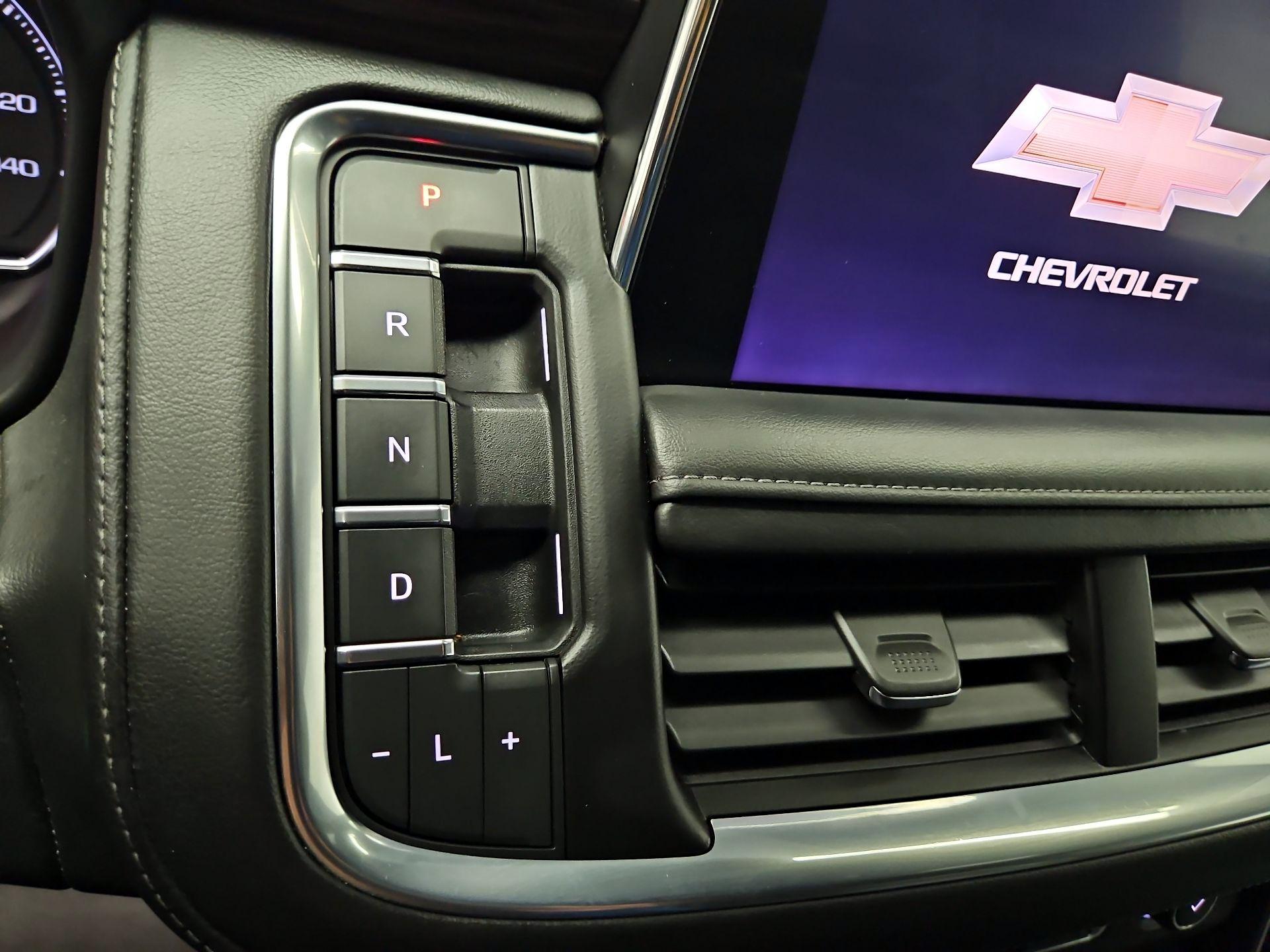 Thumbnail: 2021 Chevrolet Tahoe - 17