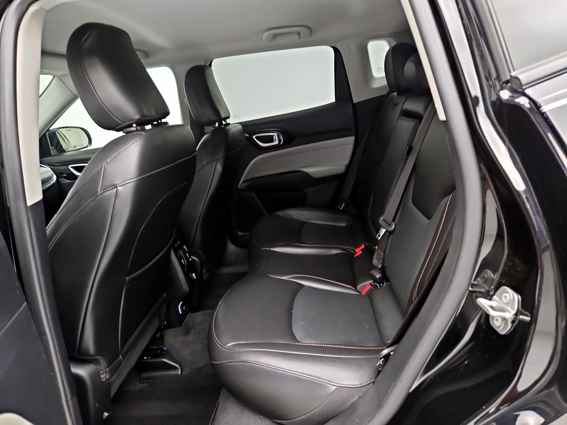 Thumbnail: 2022 Jeep Compass - 19