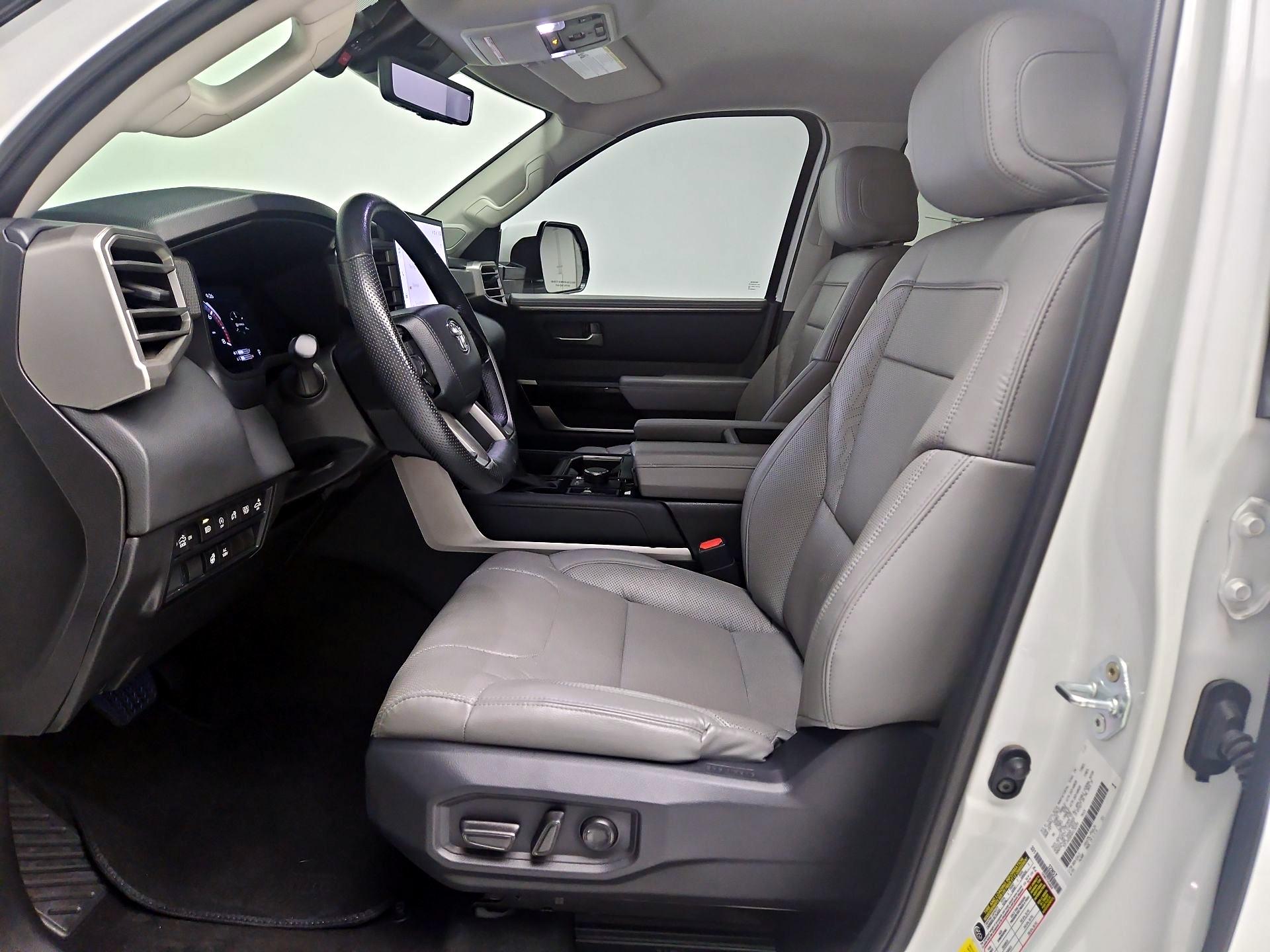 Thumbnail: 2024 Toyota Tundra - 11