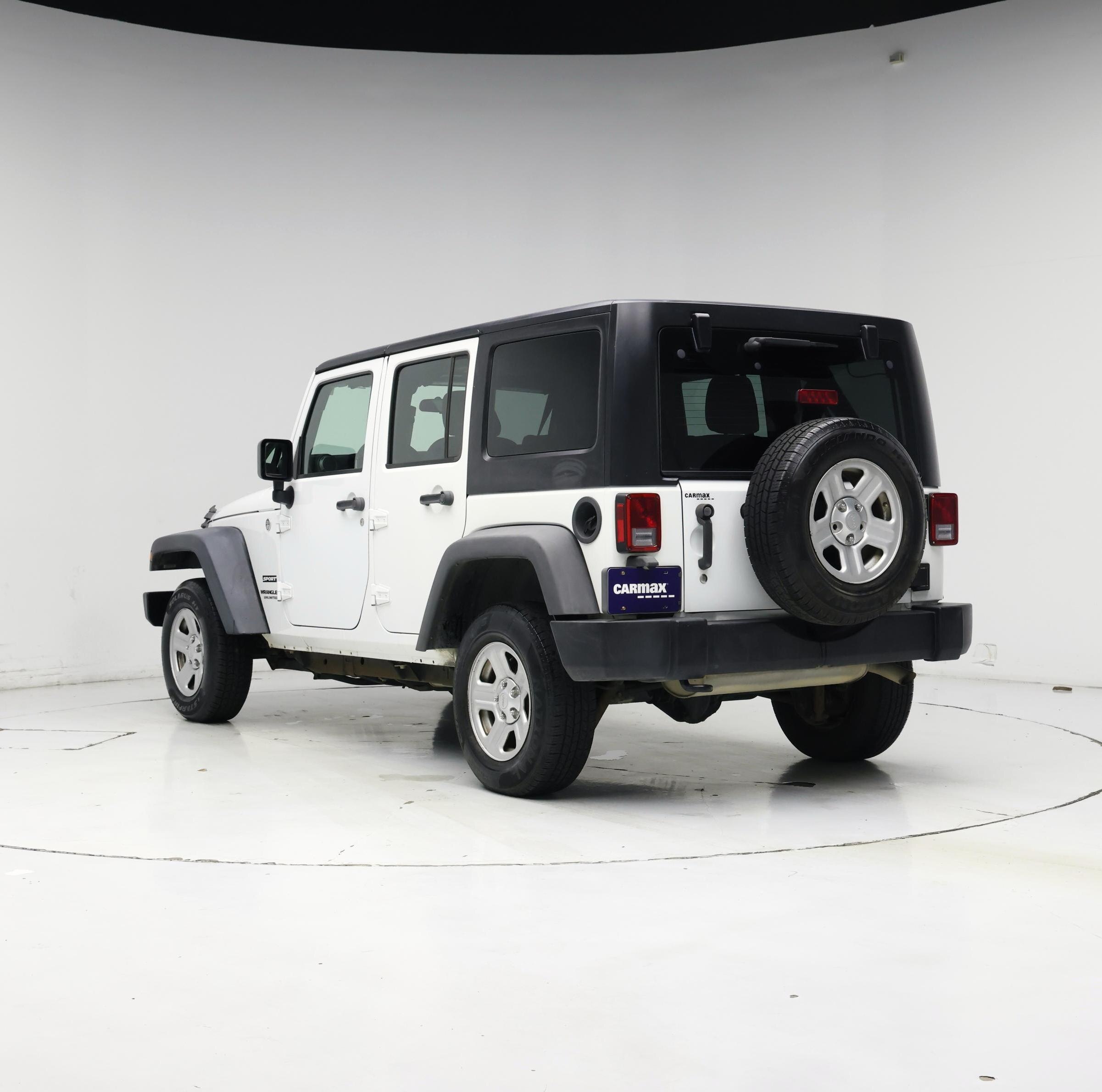 Thumbnail: 2015 Jeep Wrangler - 2