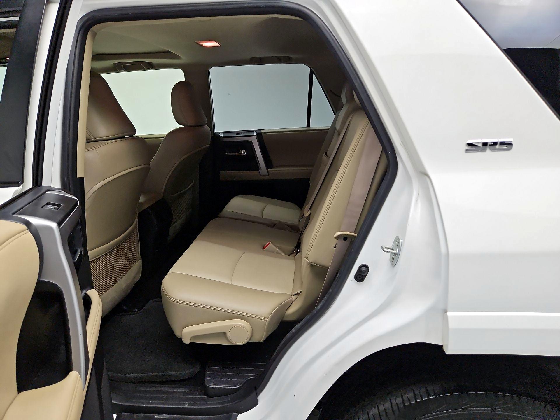 Thumbnail: 2015 Toyota 4Runner - 20