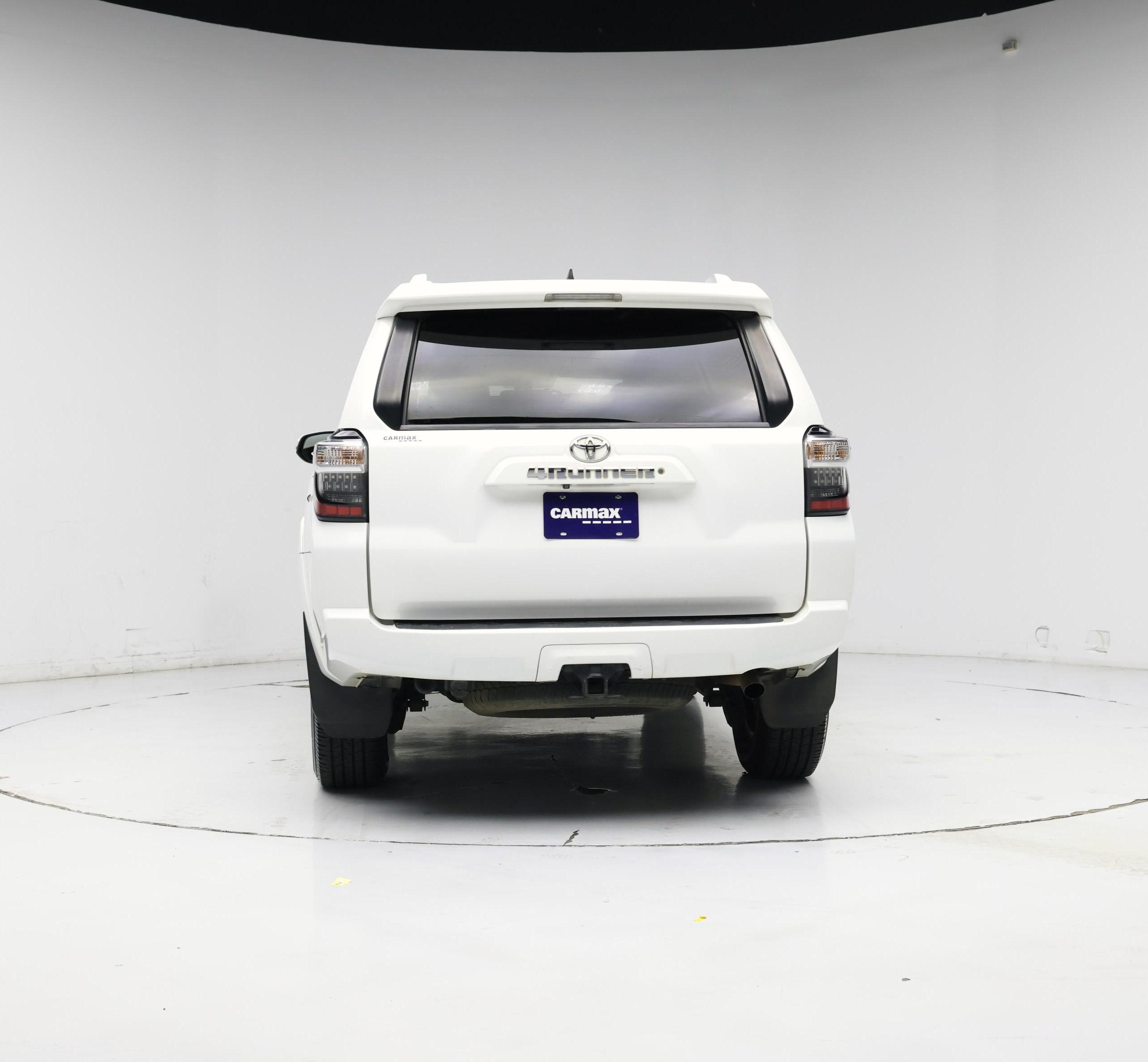 Thumbnail: 2015 Toyota 4Runner - 6