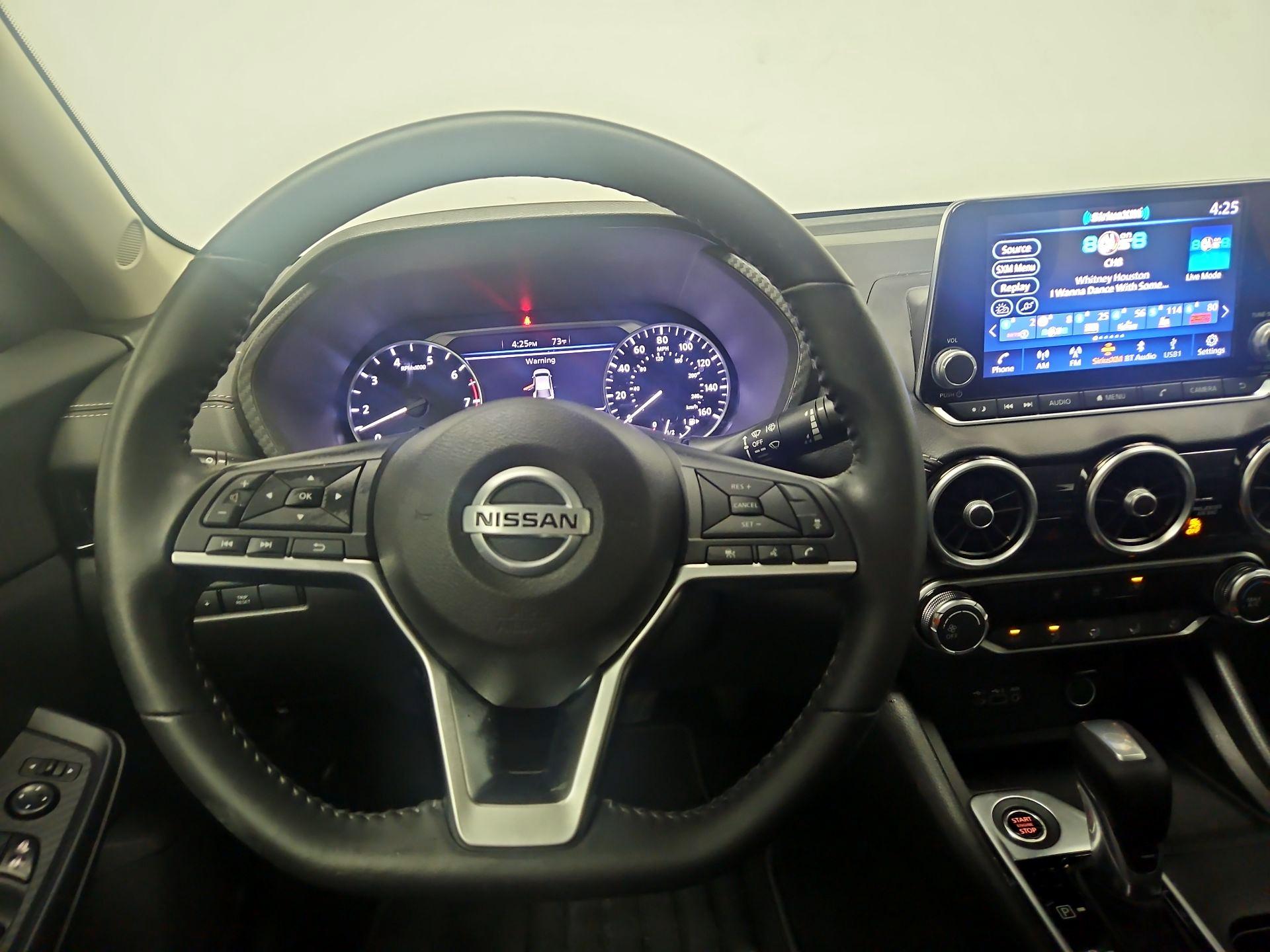 Thumbnail: 2022 Nissan Sentra - 10
