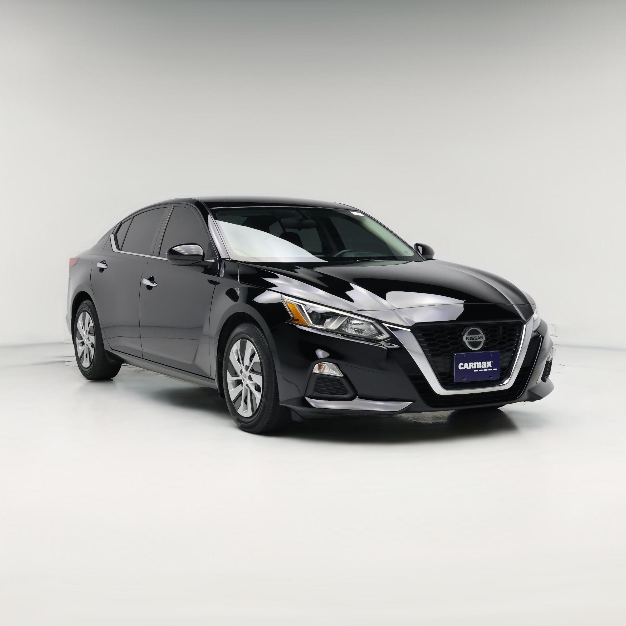 Thumbnail: 2020 Nissan Altima - 1