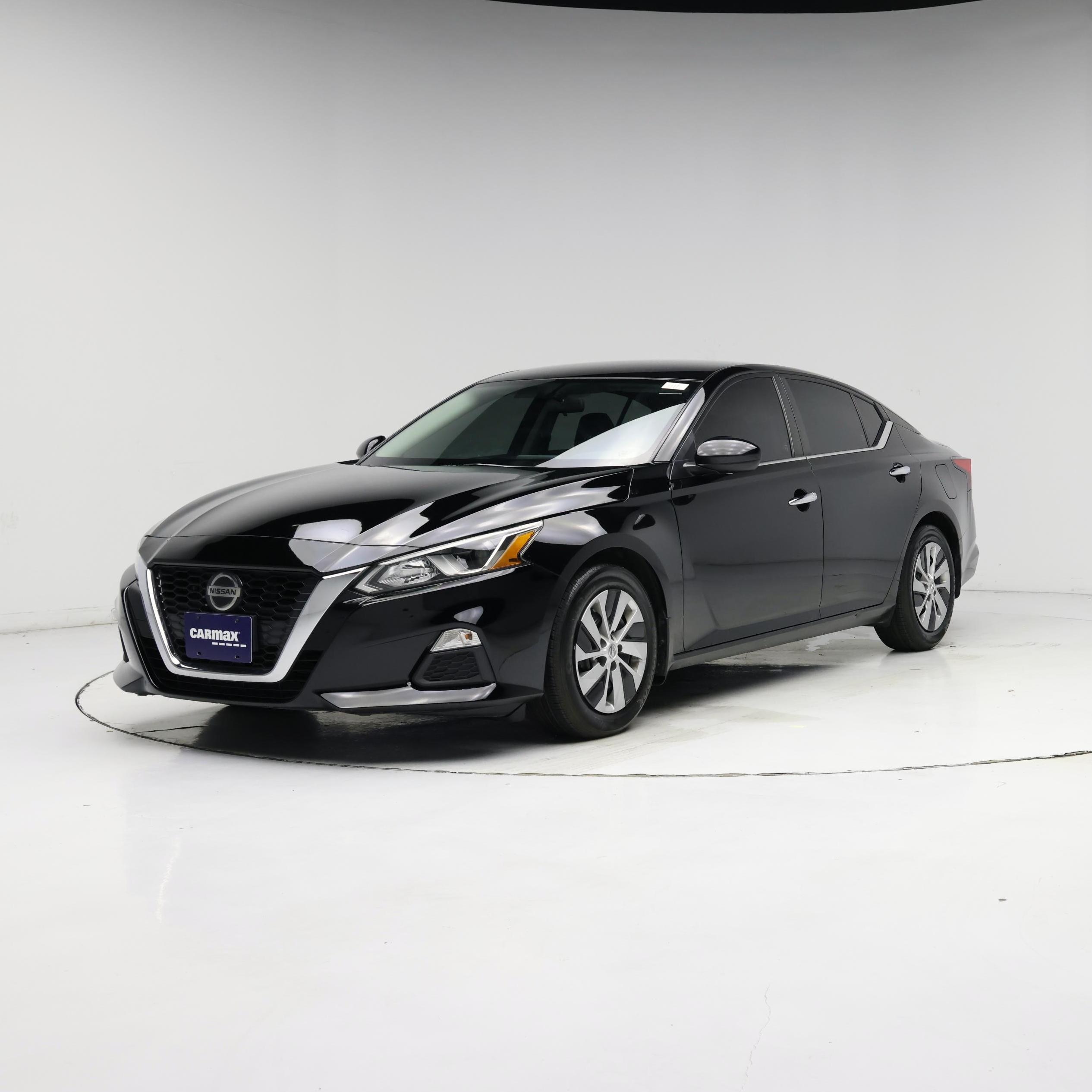 Thumbnail: 2020 Nissan Altima - 4