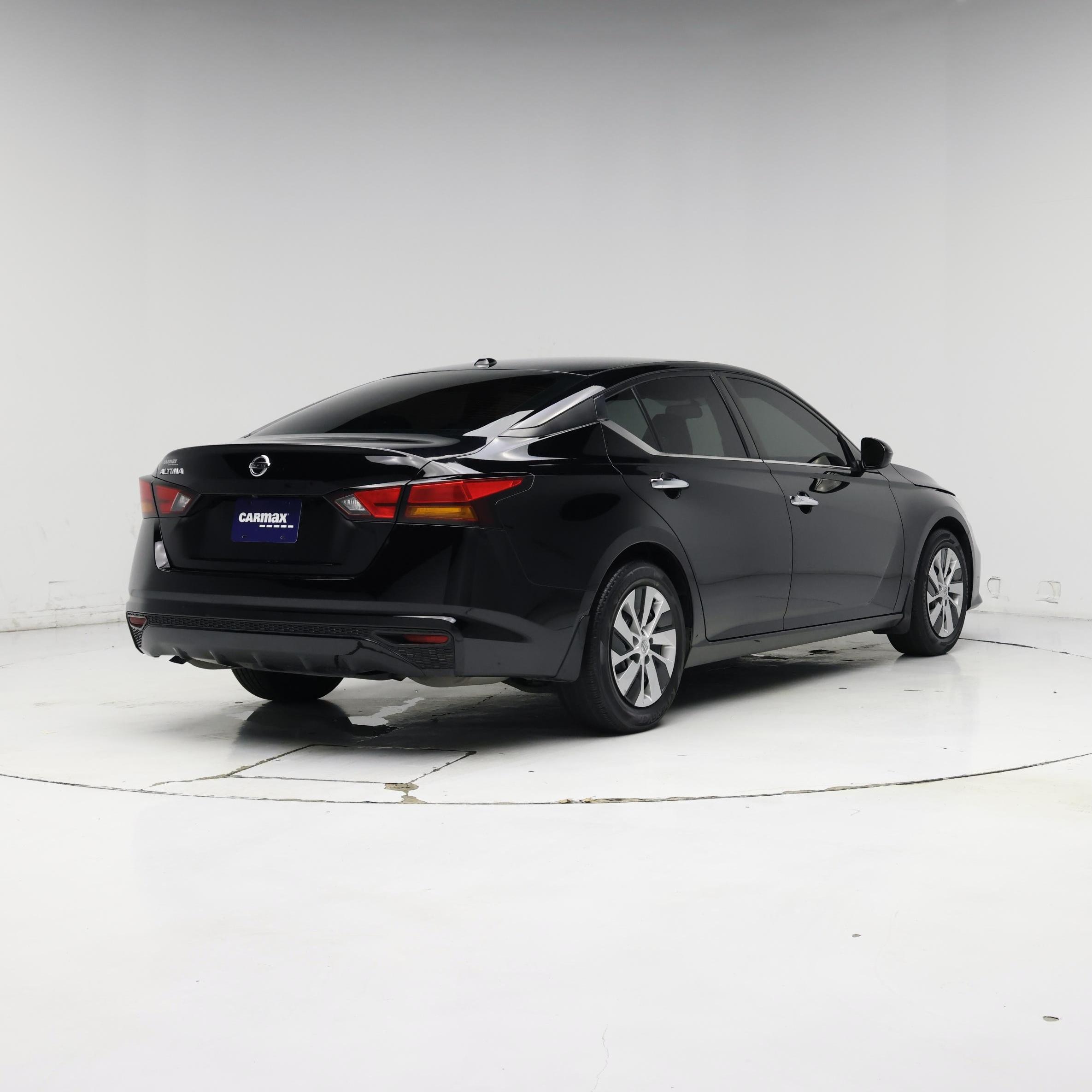 Thumbnail: 2020 Nissan Altima - 8