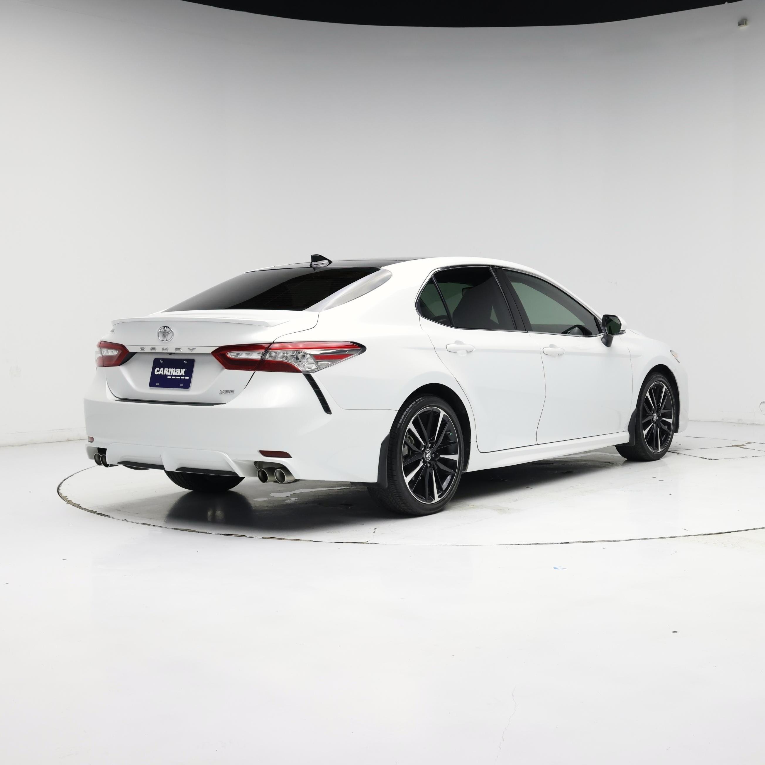 Thumbnail: 2019 Toyota Camry - 8