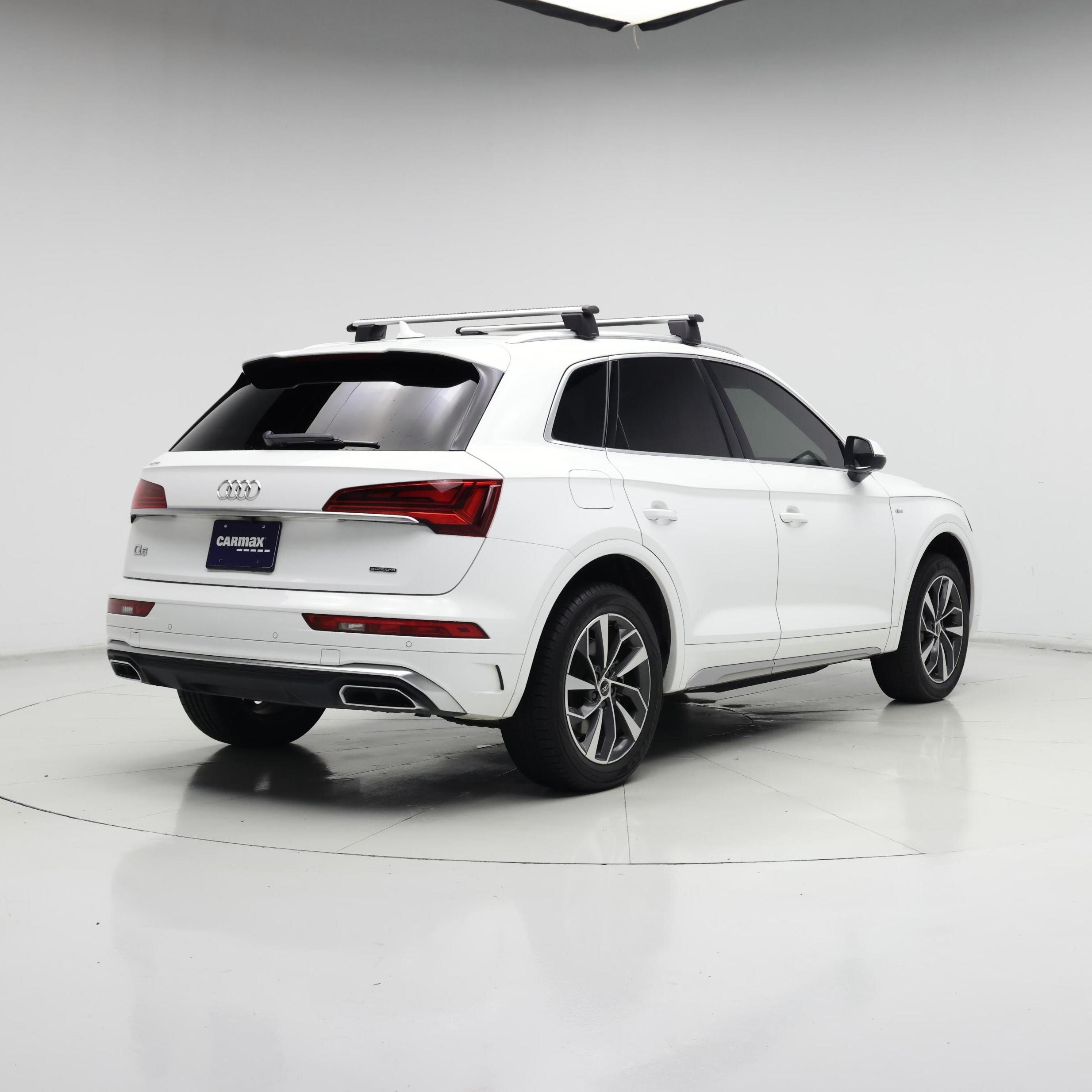 Thumbnail: 2023 Audi Q5 - 8