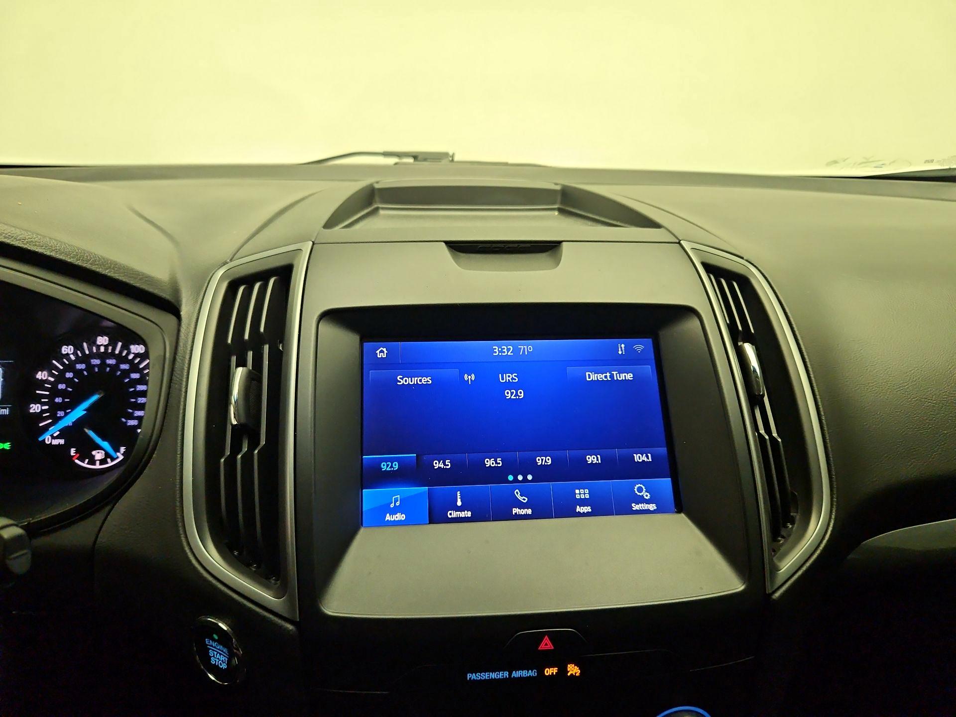 Thumbnail: 2020 Ford Edge - 14