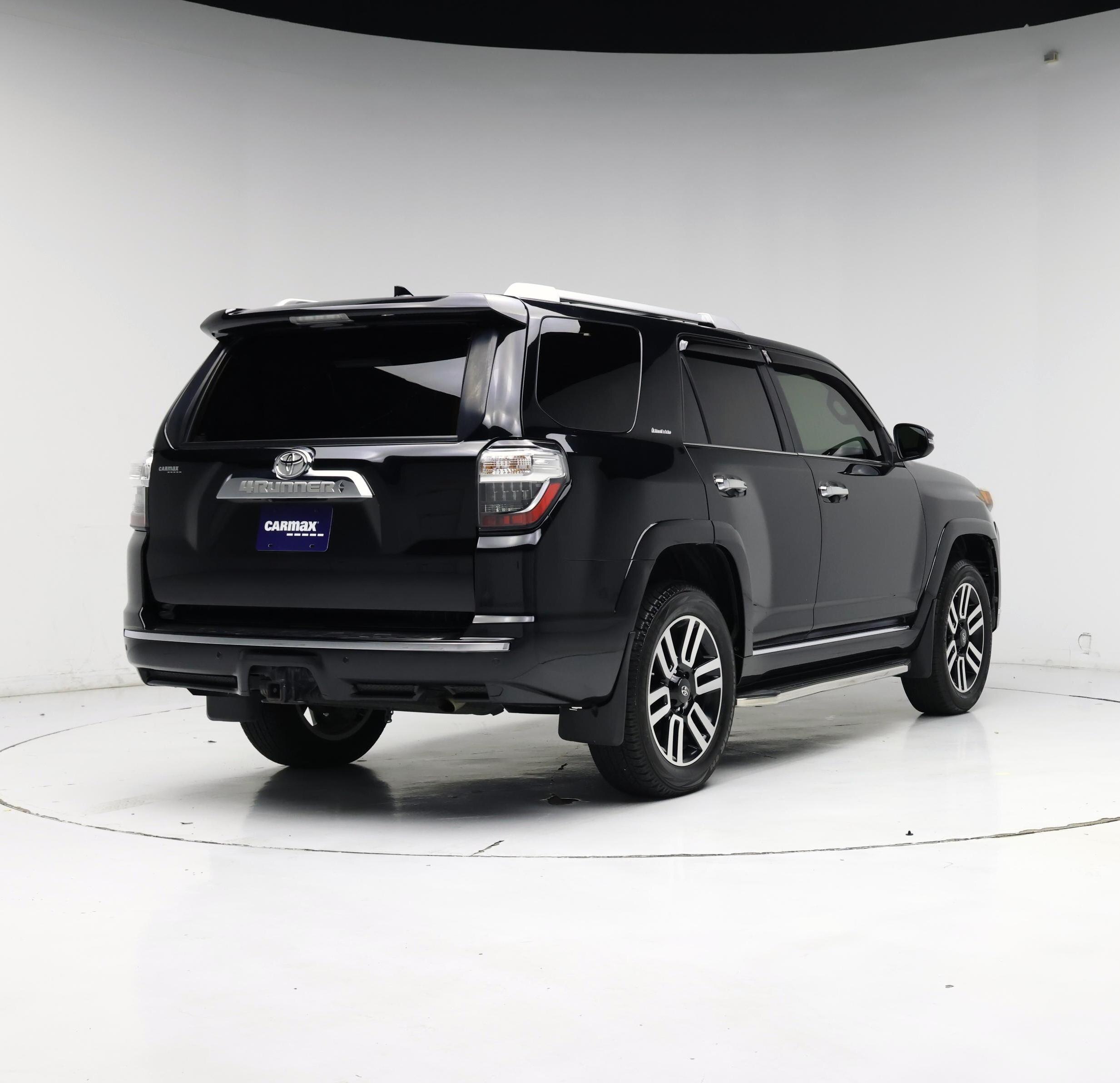 Thumbnail: 2017 Toyota 4Runner - 8