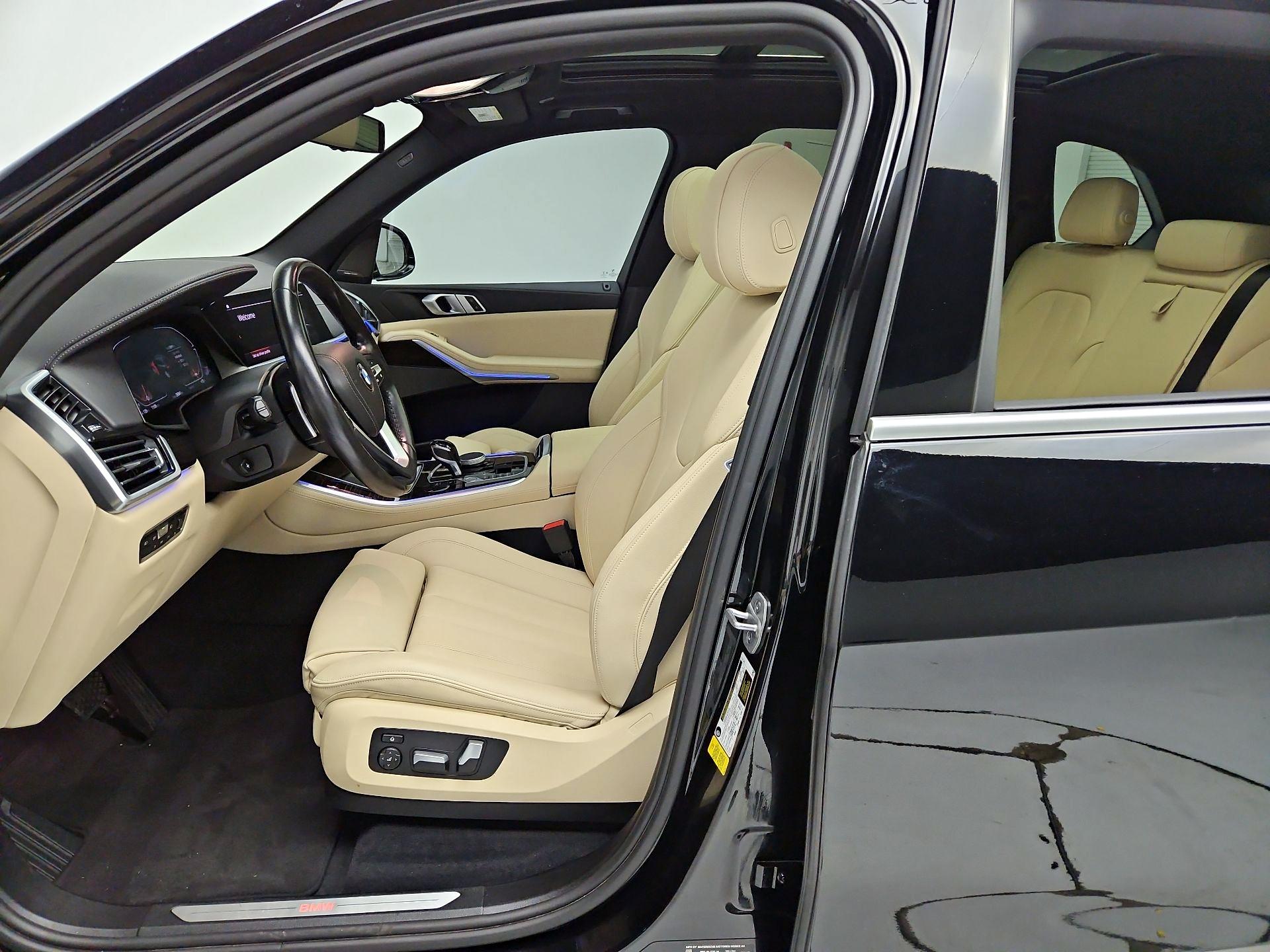 Thumbnail: 2021 BMW X5 - 11