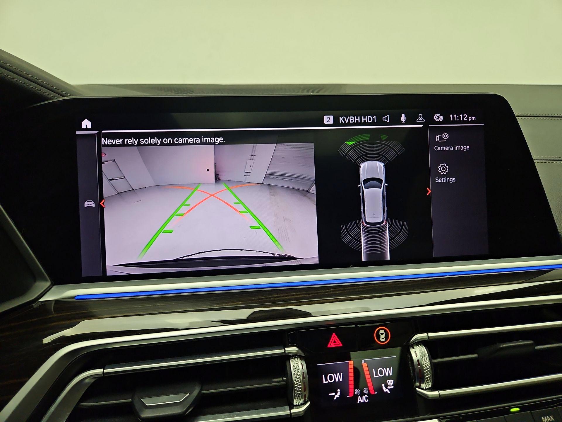 Thumbnail: 2021 BMW X5 - 15