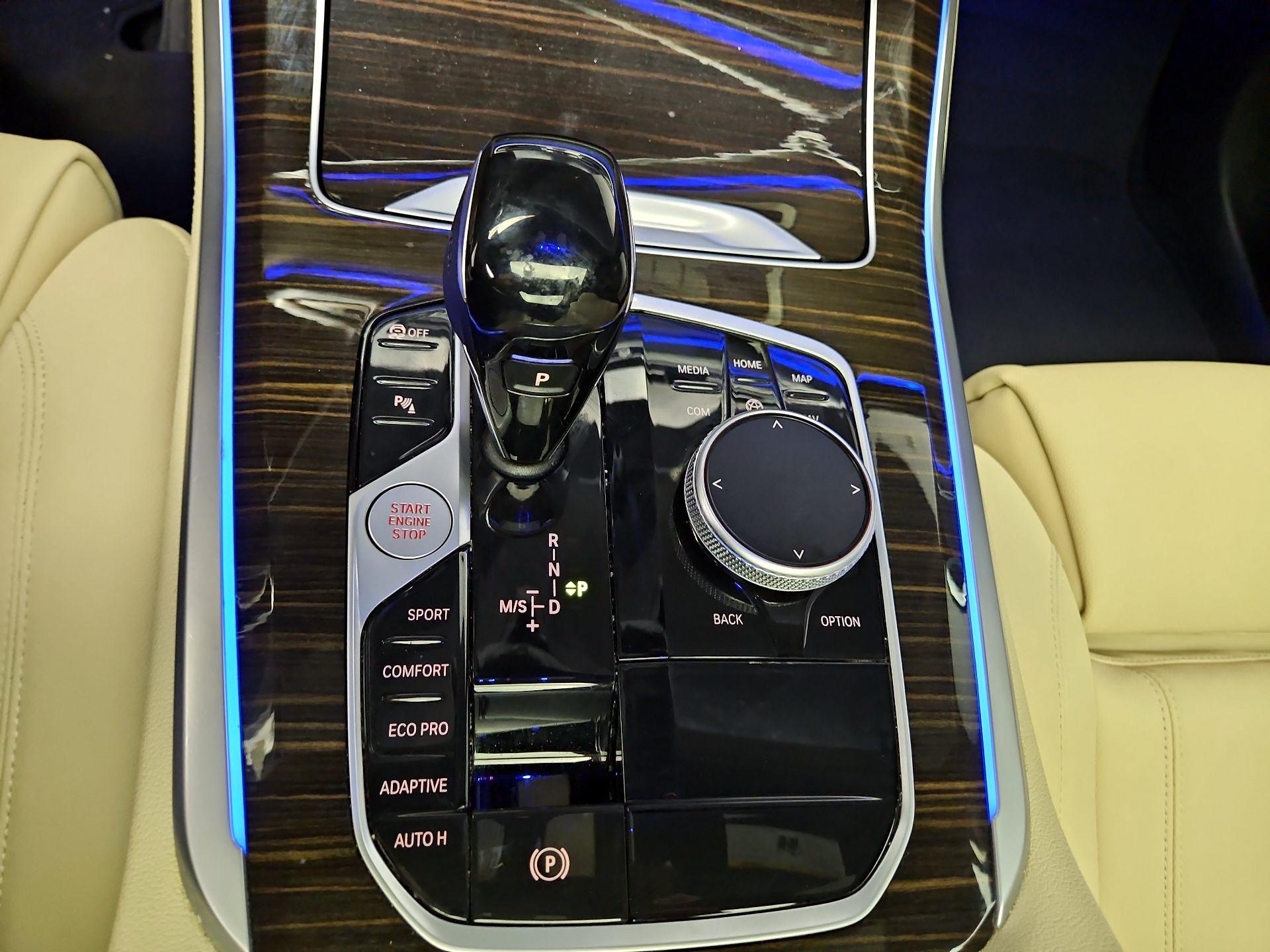 Thumbnail: 2021 BMW X5 - 18