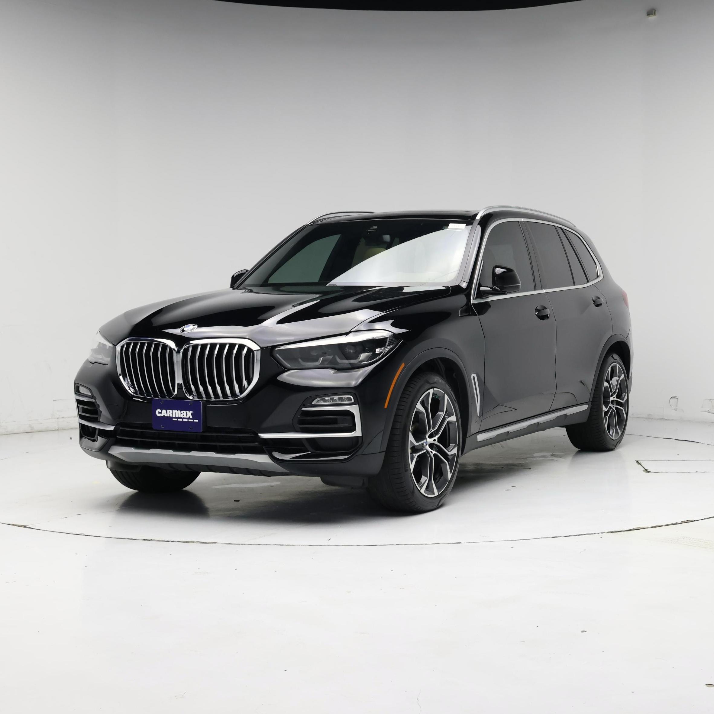 Thumbnail: 2021 BMW X5 - 4