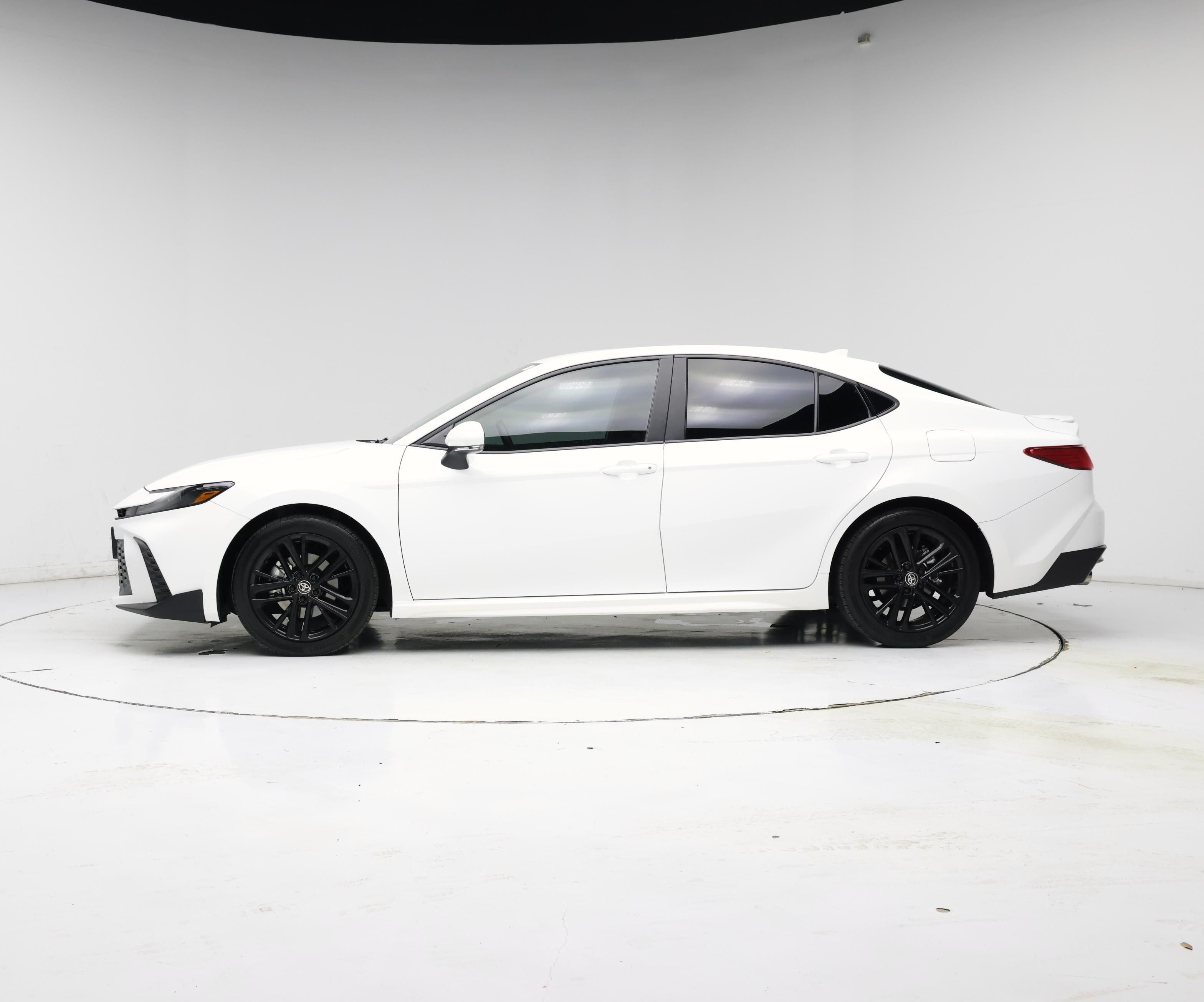 Thumbnail: 2025 Toyota Camry - 3