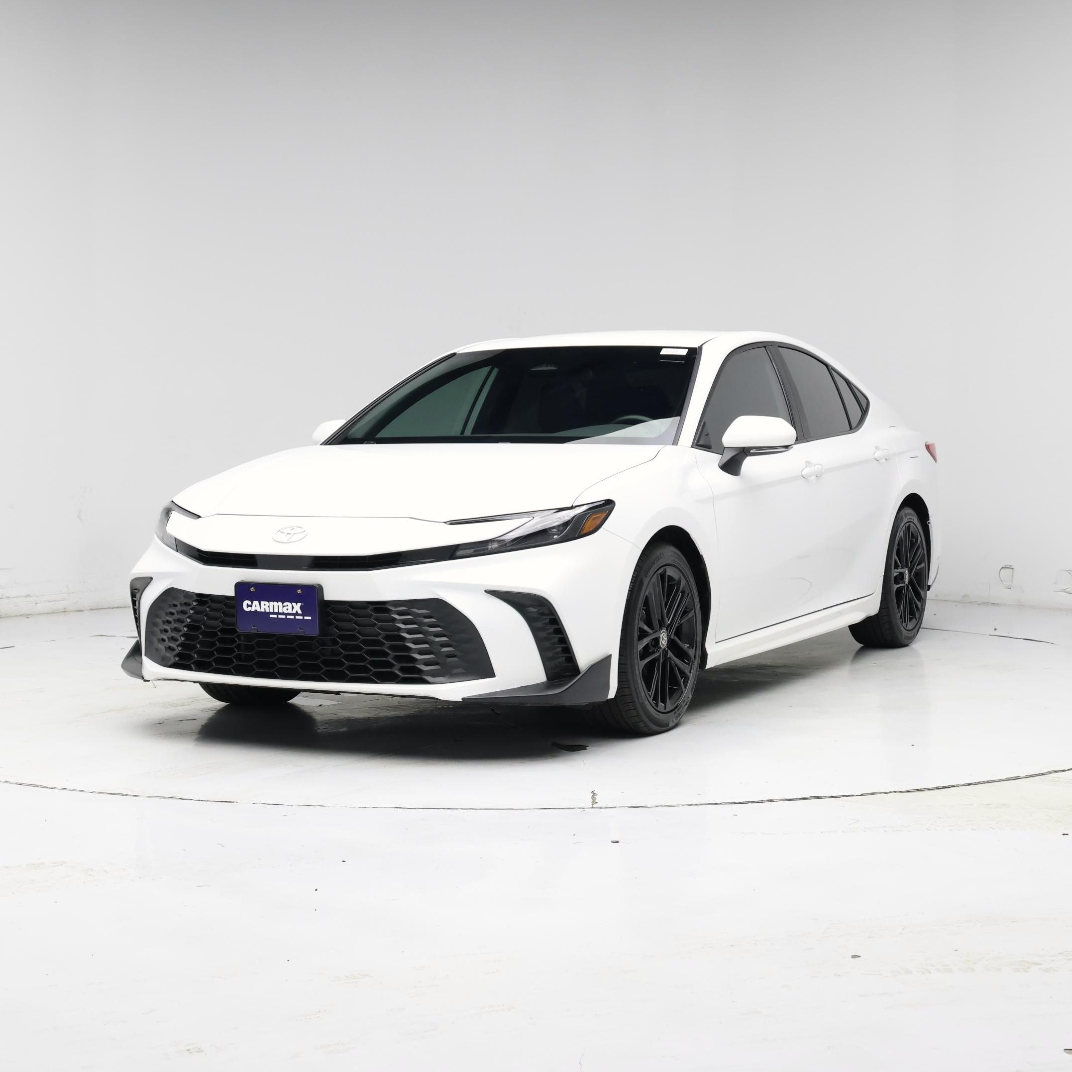 Thumbnail: 2025 Toyota Camry - 4
