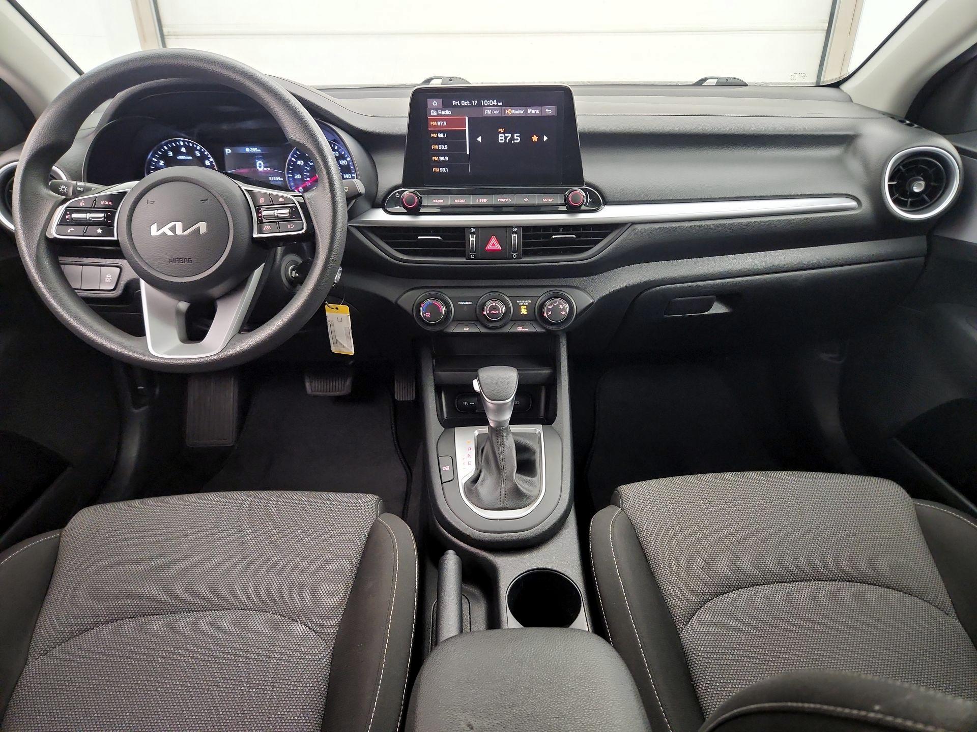 Thumbnail: 2024 Kia Forte - 9