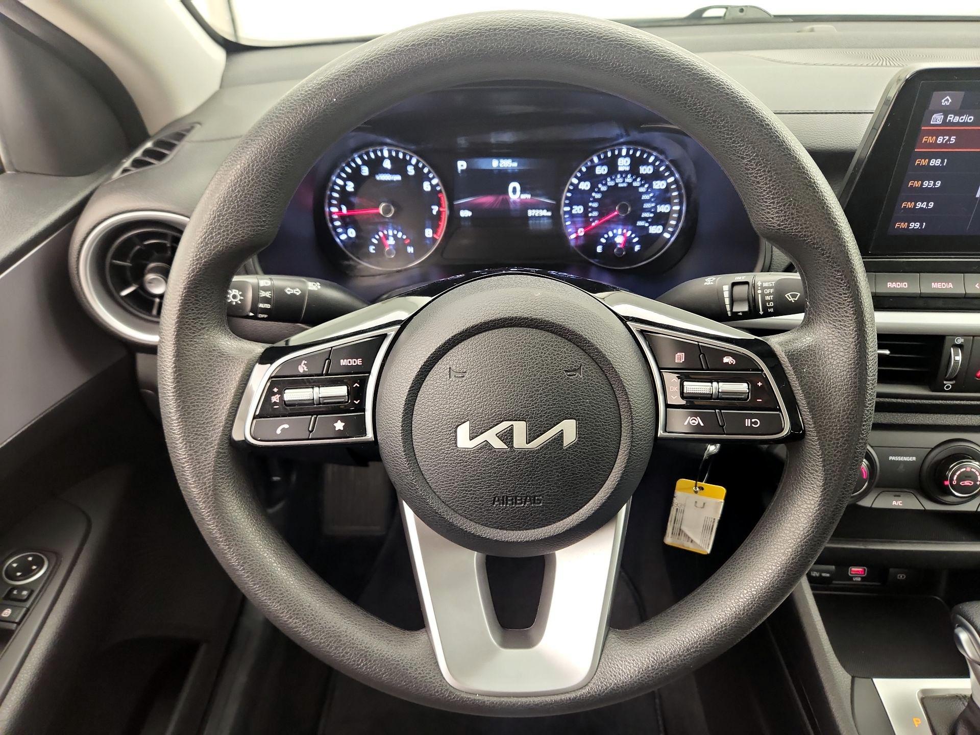 Thumbnail: 2024 Kia Forte - 10