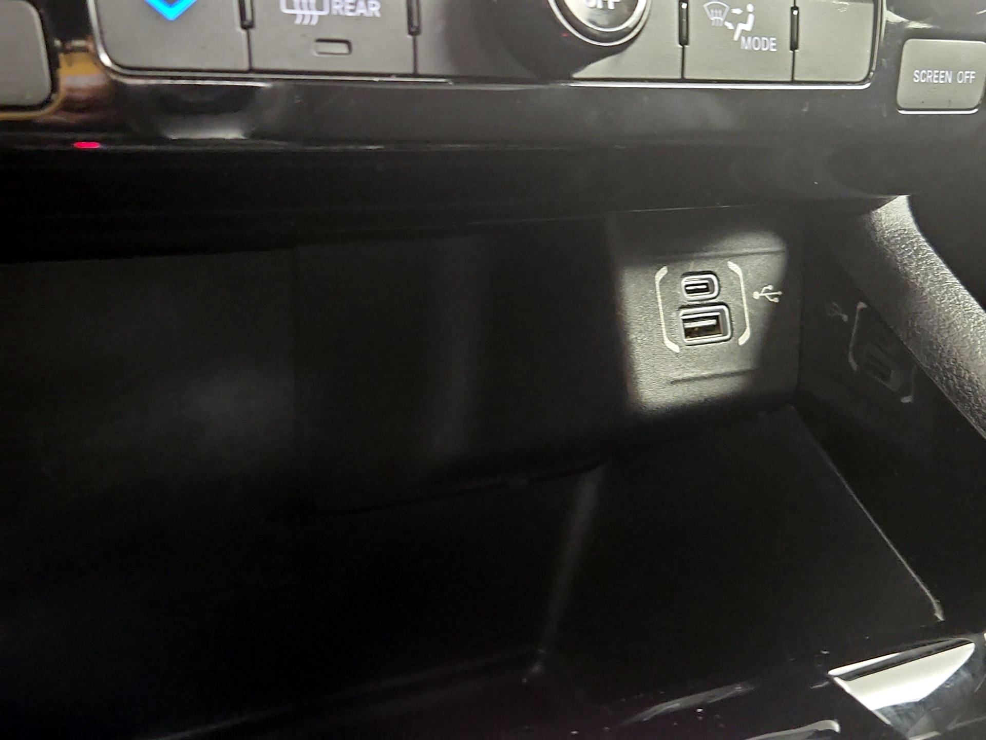 Thumbnail: 2022 Jeep Compass - 18