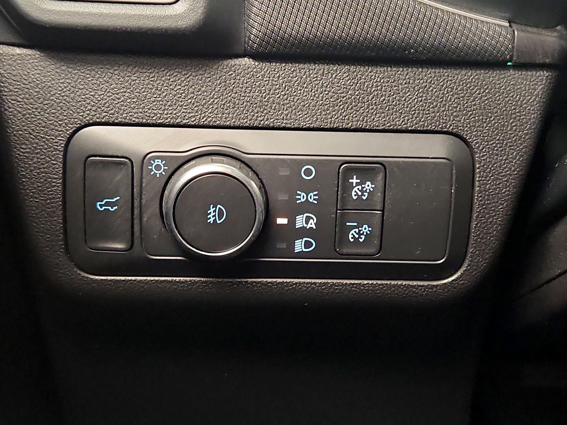 Thumbnail: 2021 Ford Bronco Sport - 13