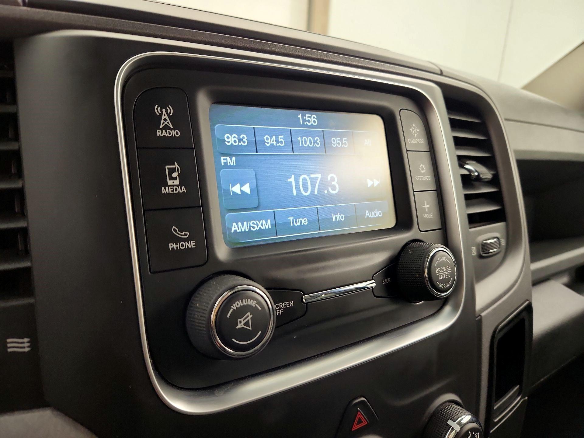 Thumbnail: 2020 RAM 1500 Classic - 15