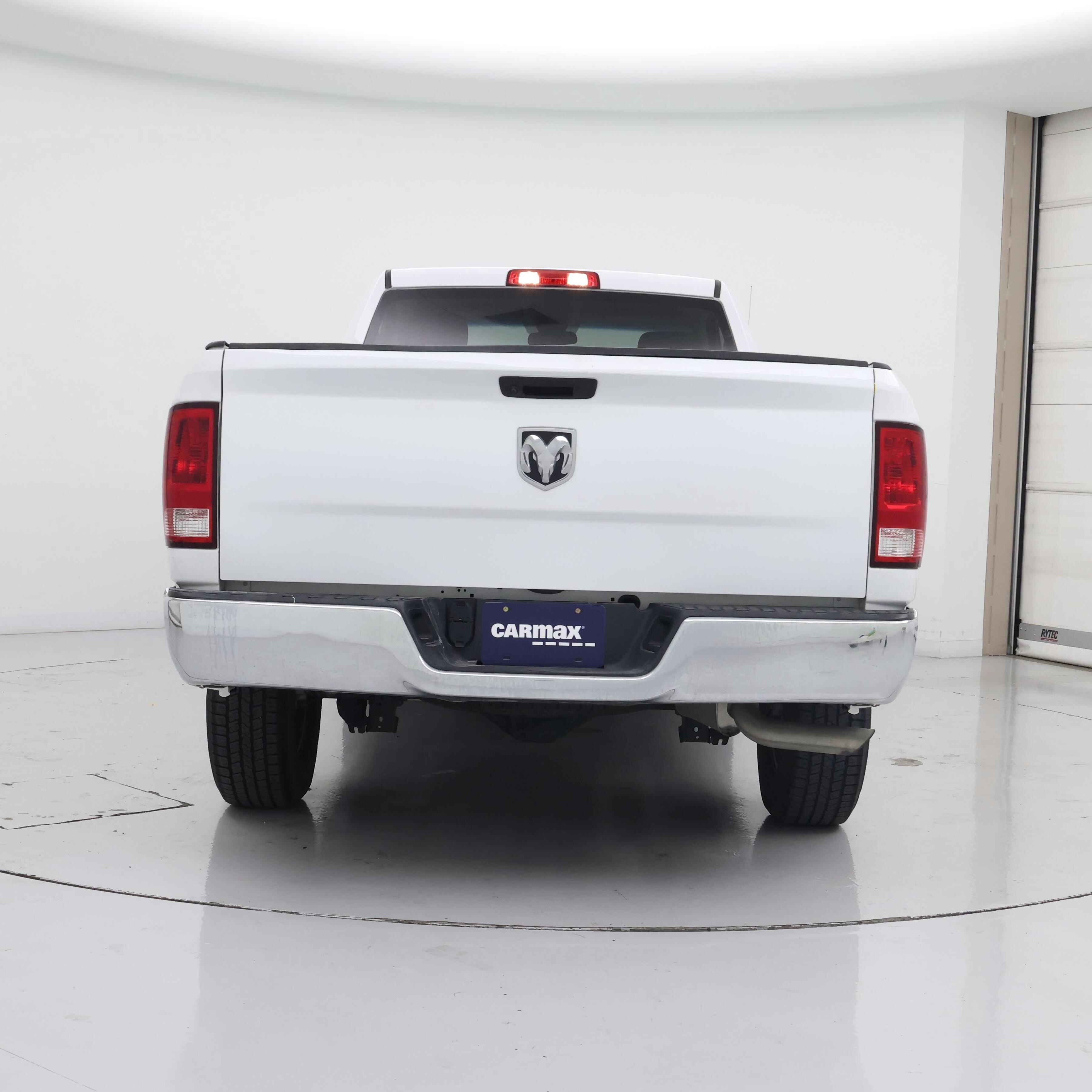 Thumbnail: 2020 RAM 1500 Classic - 6