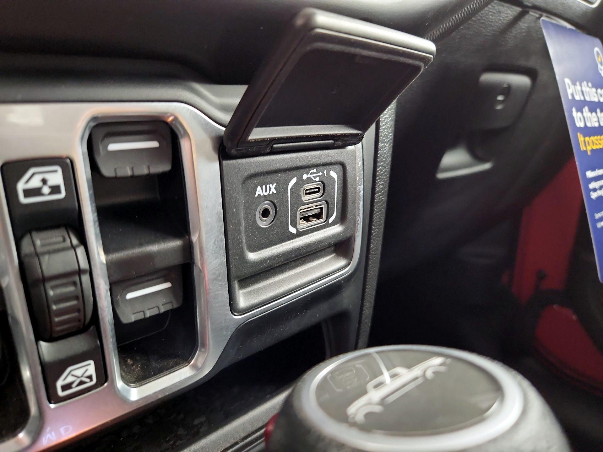 Thumbnail: 2023 Jeep Gladiator - 19