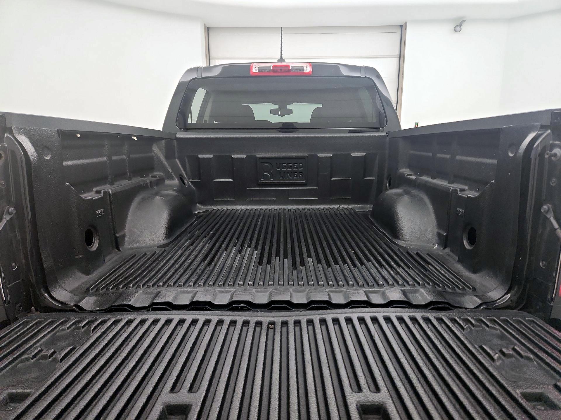 Thumbnail: 2021 Chevrolet Colorado - 20