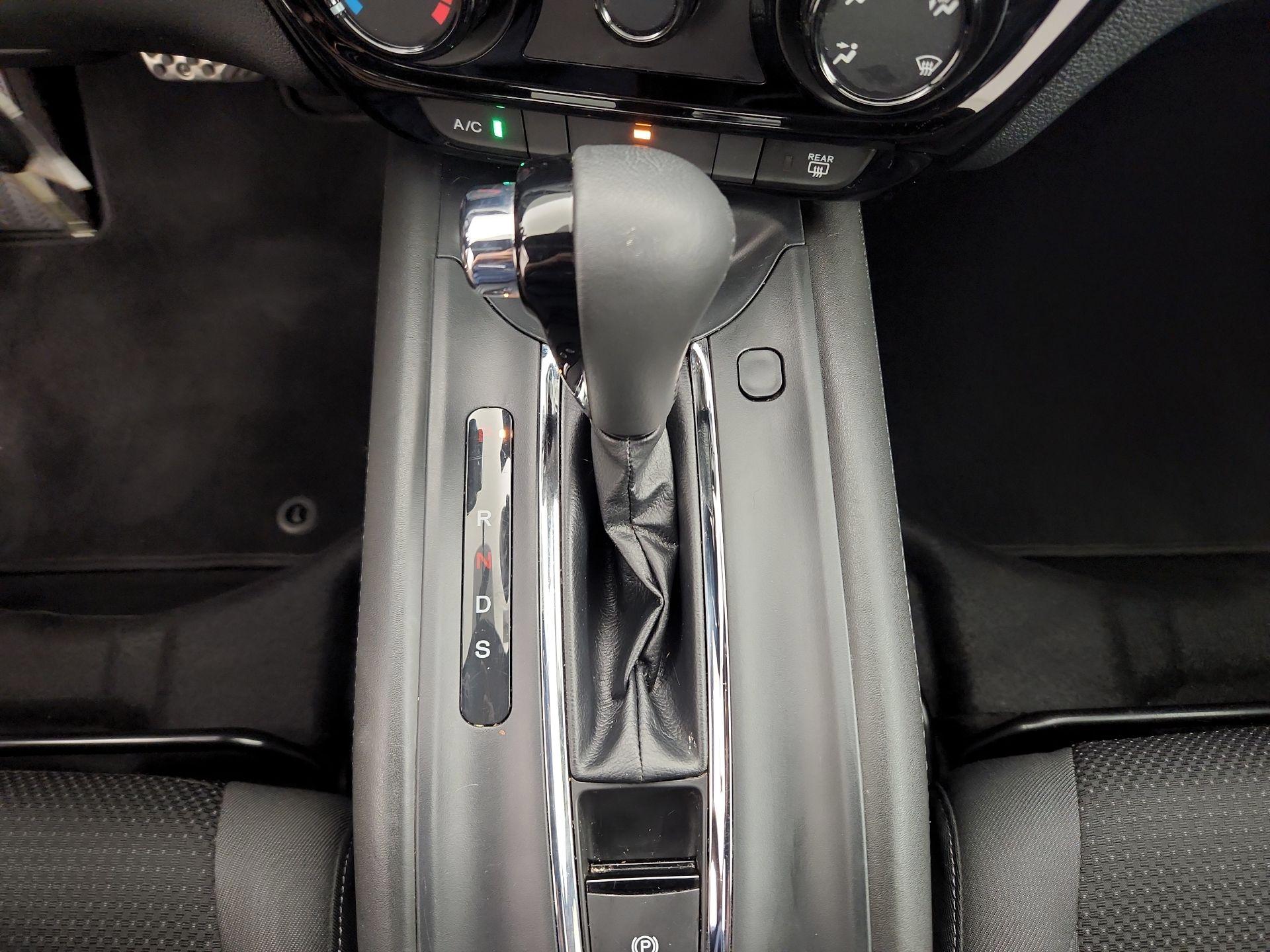 Thumbnail: 2022 Honda HR-V - 17