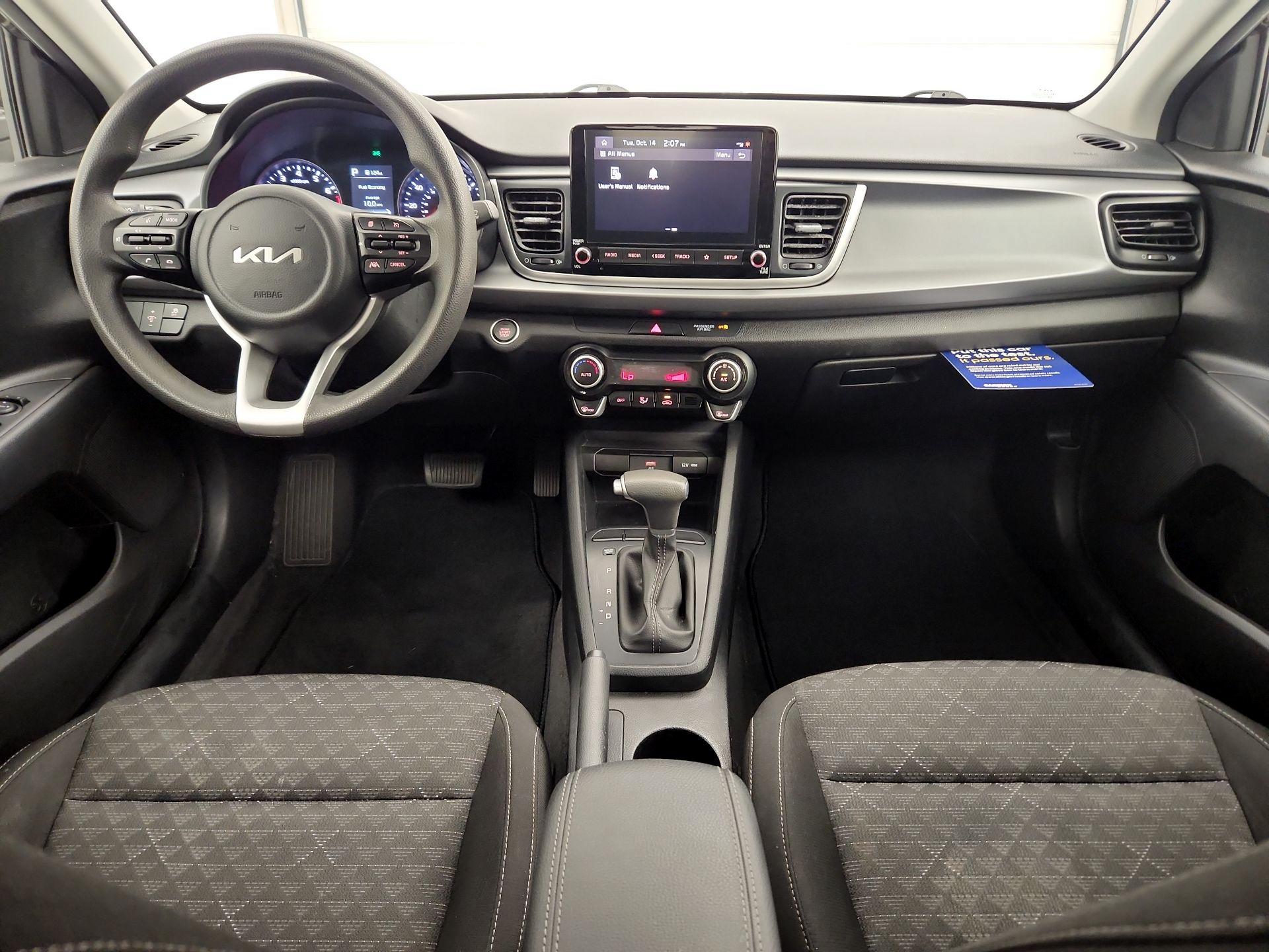 Thumbnail: 2023 Kia Rio - 9