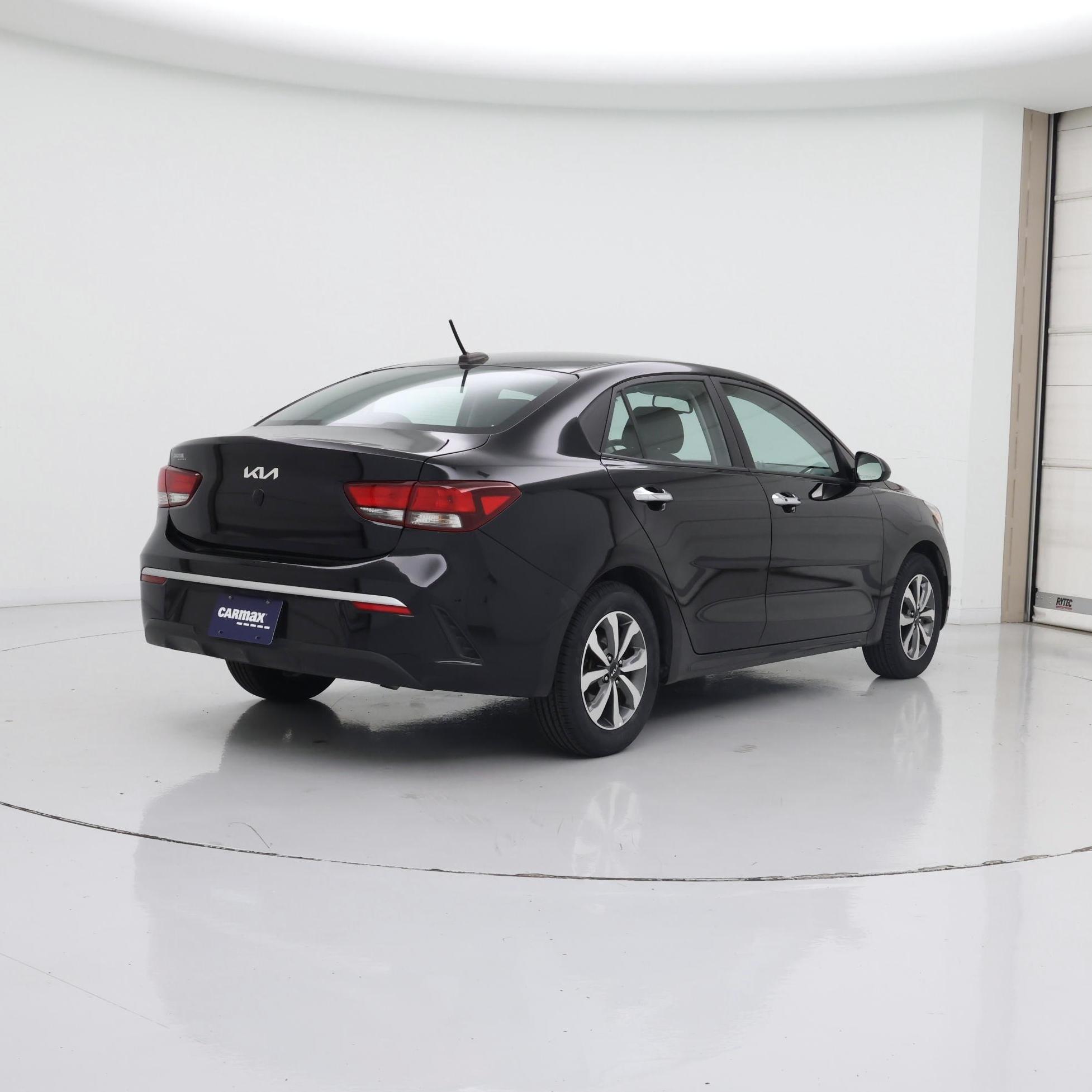 Thumbnail: 2023 Kia Rio - 8