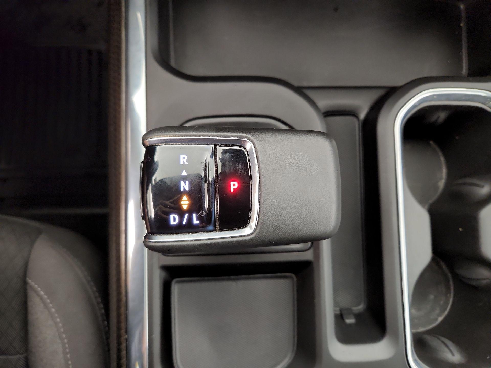 Thumbnail: 2023 Chevrolet Silverado 1500 - 17