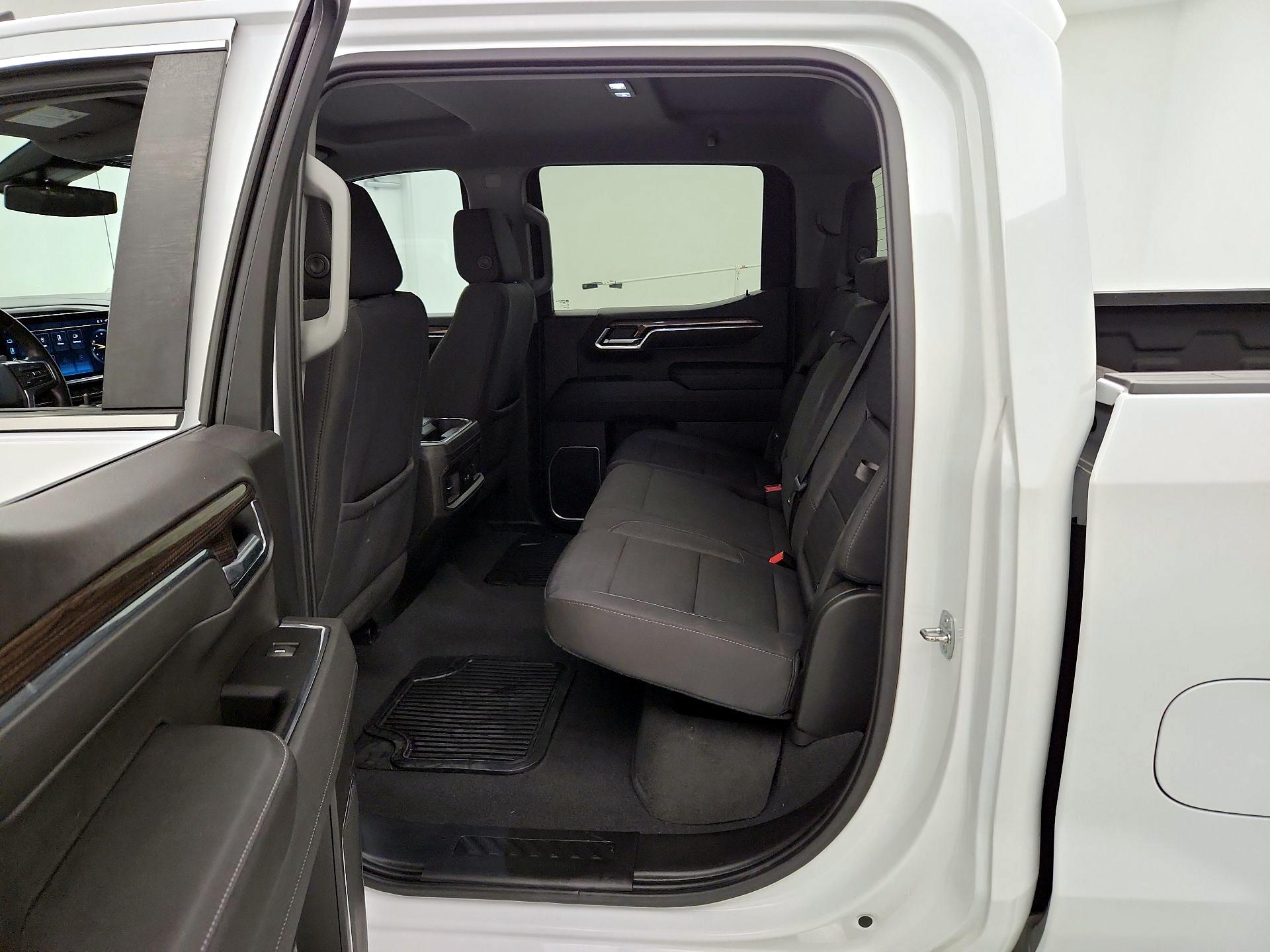 Thumbnail: 2023 Chevrolet Silverado 1500 - 19