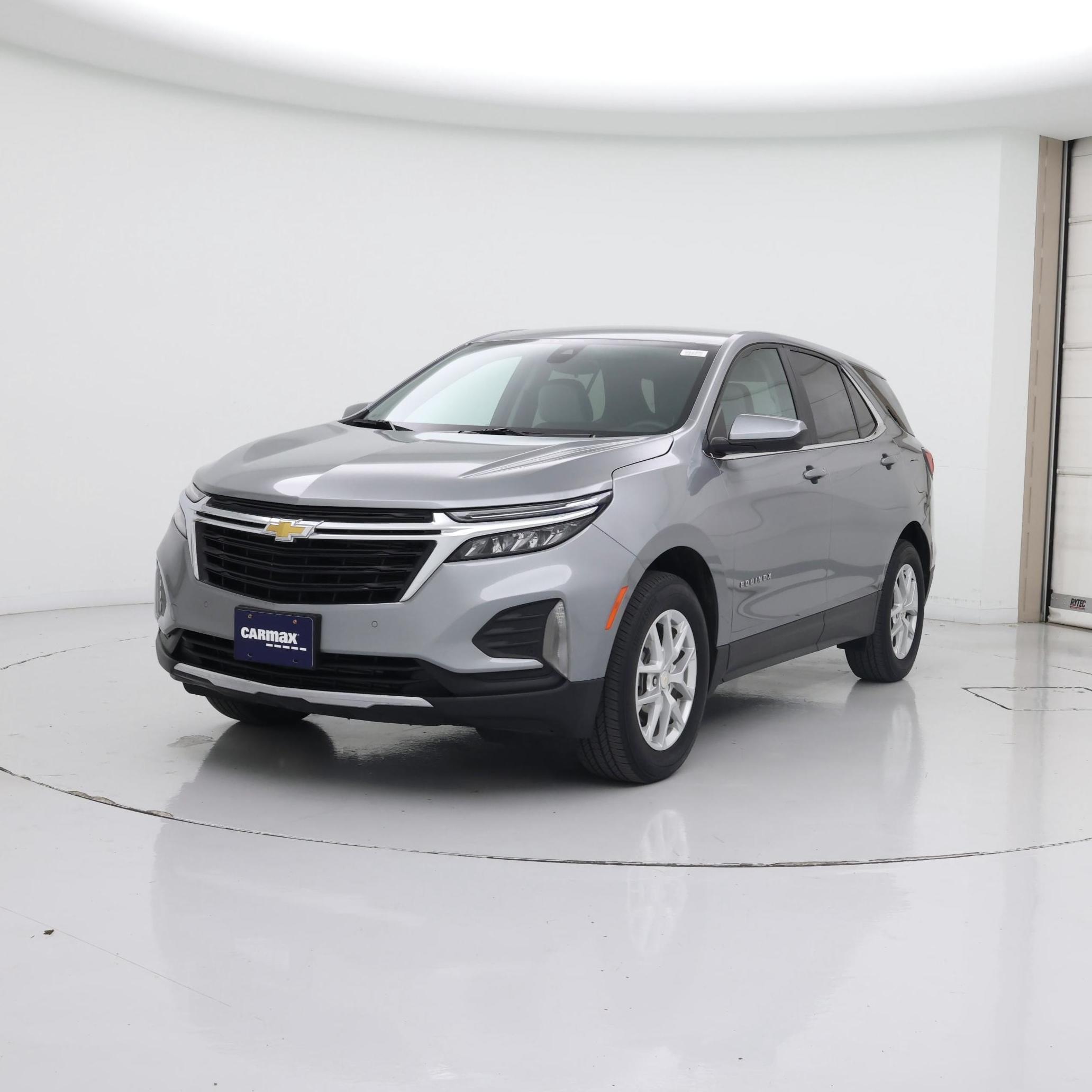 Thumbnail: 2023 Chevrolet Equinox - 4