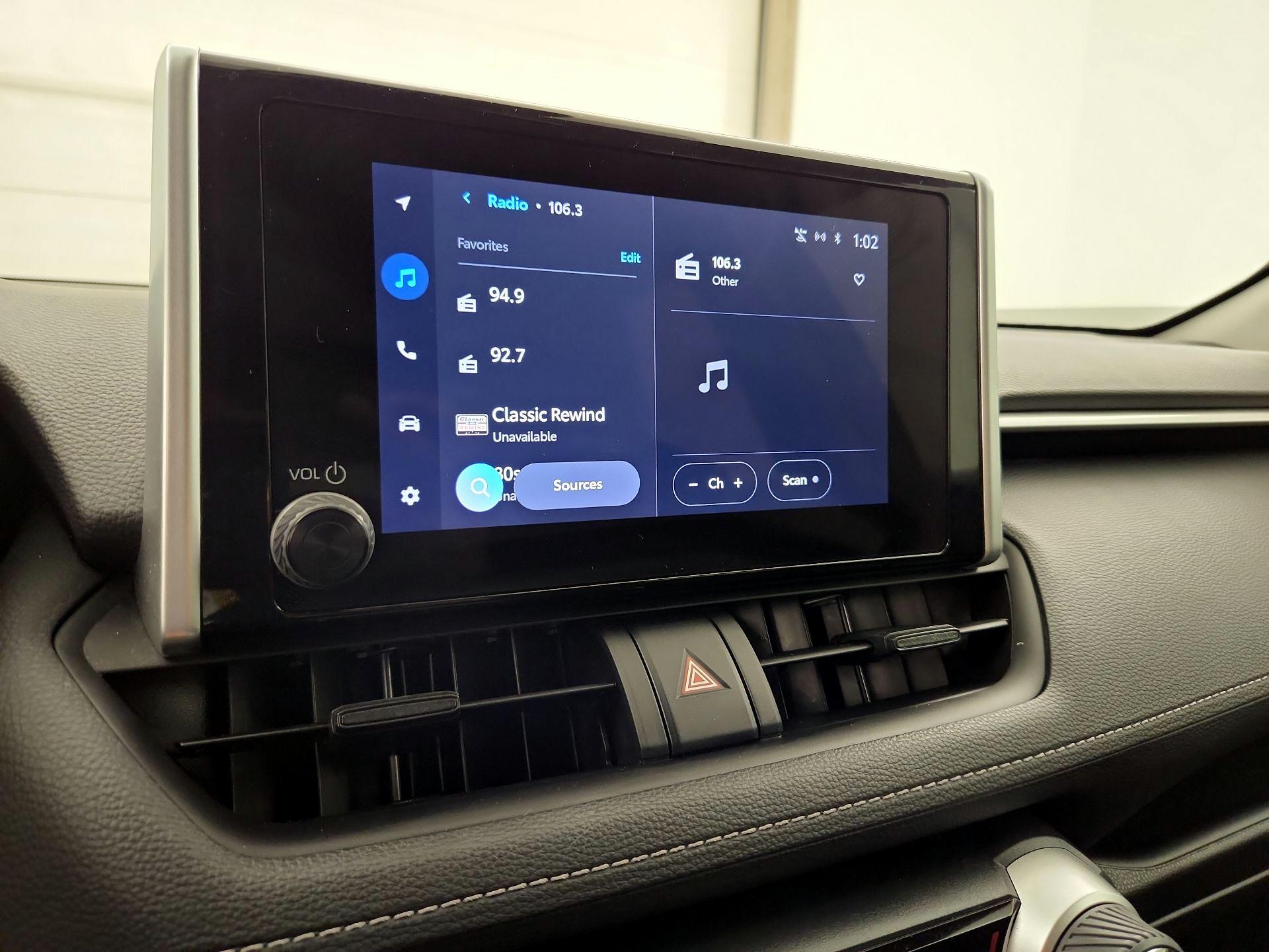 Thumbnail: 2023 Toyota RAV4 - 15