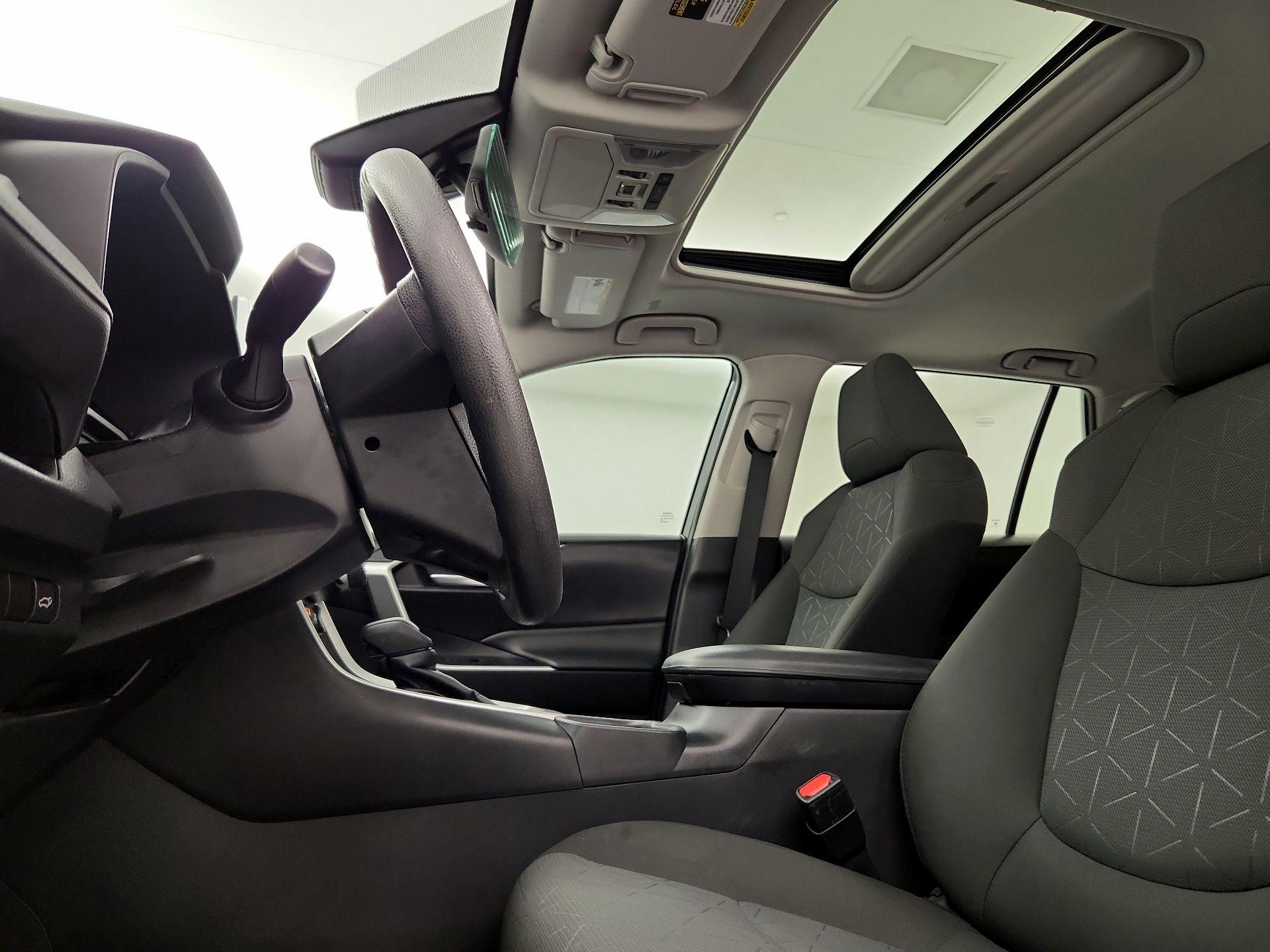 Thumbnail: 2023 Toyota RAV4 - 19